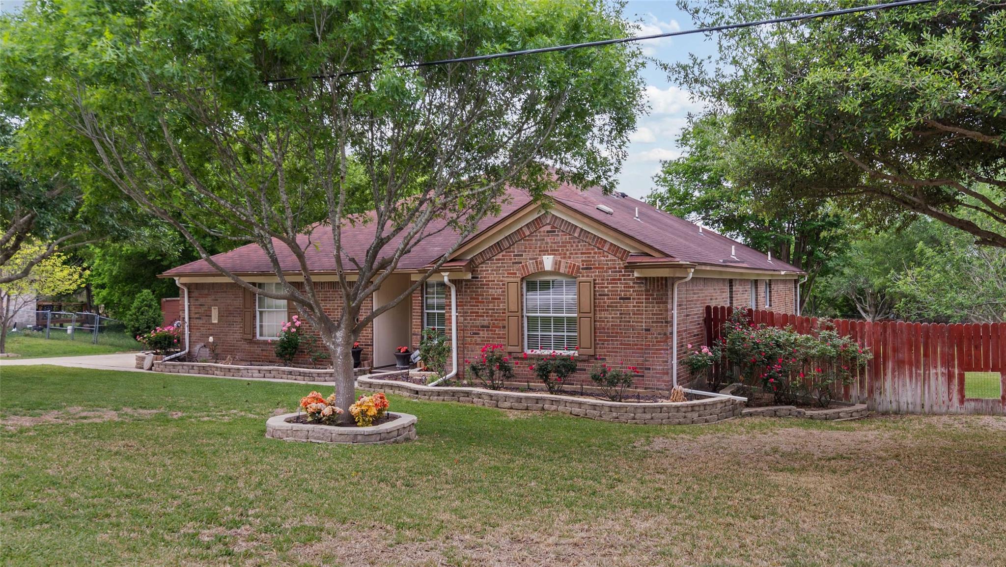 315 Appleton Ct, Buda, TX 78610