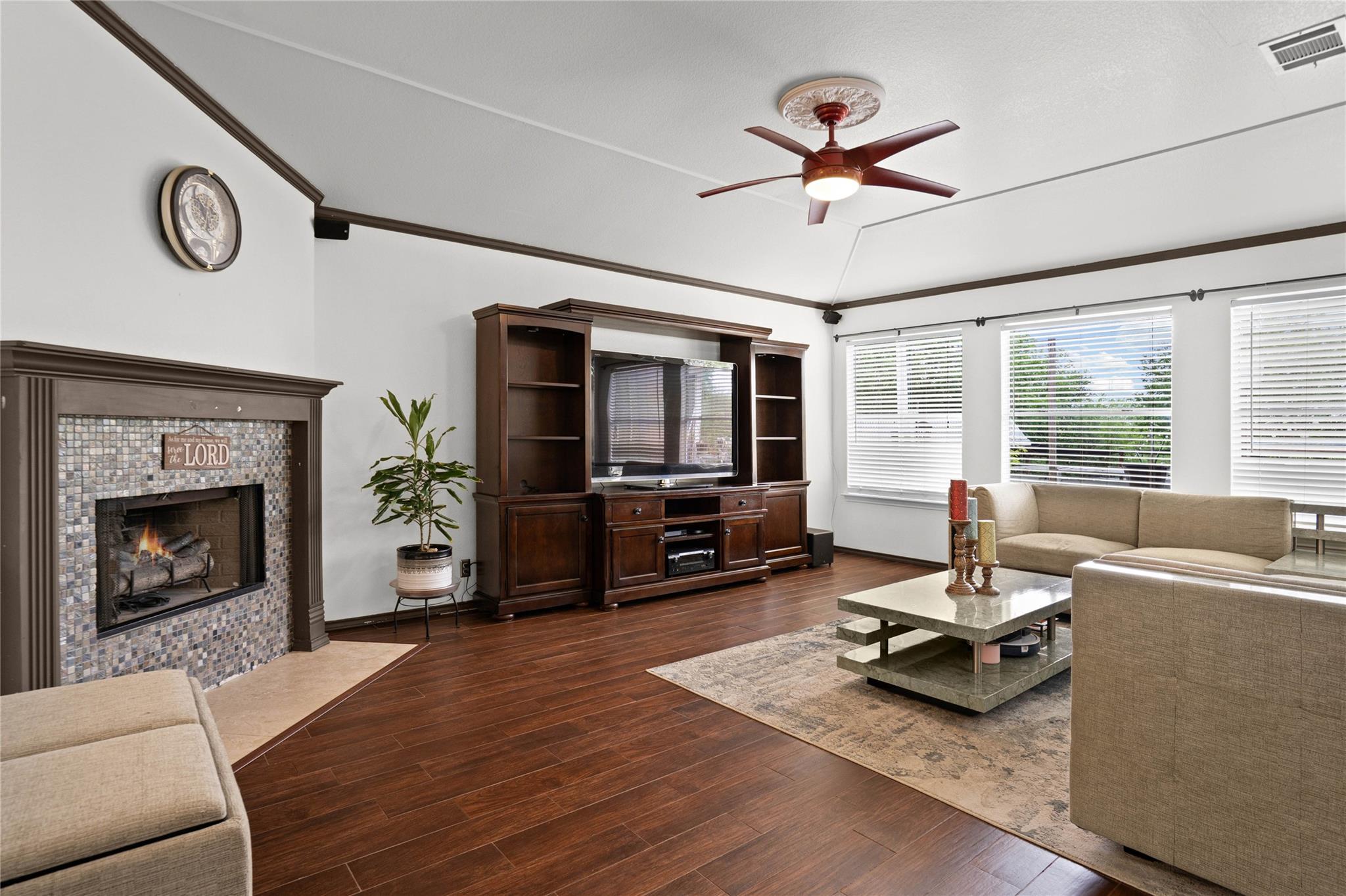 315 Appleton Ct, Buda, TX 78610