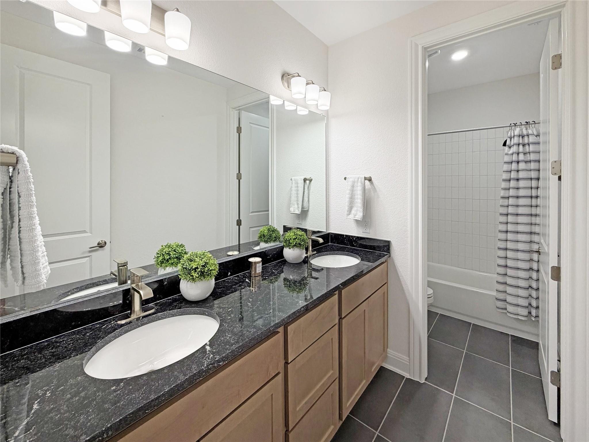 693 Jackson River Loop, Kyle, TX 78640