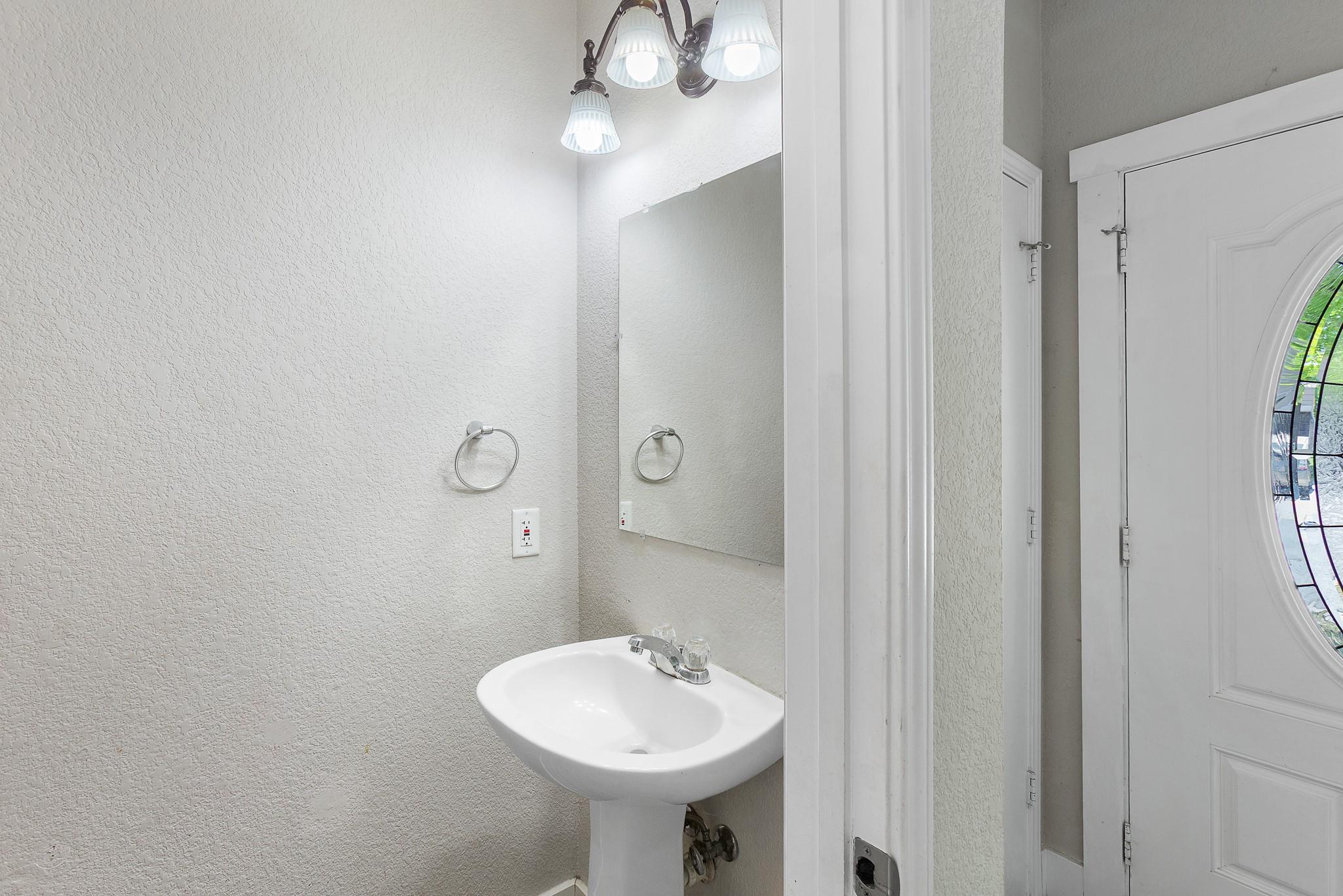 9113 Magna Carta Loop, Austin, TX 78754