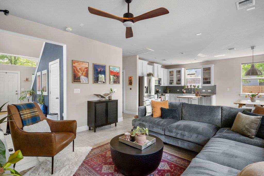 610 Bernstein St # 14, Austin, TX 78745