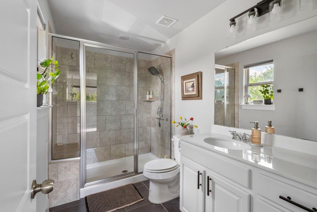 610 Bernstein St # 14, Austin, TX 78745