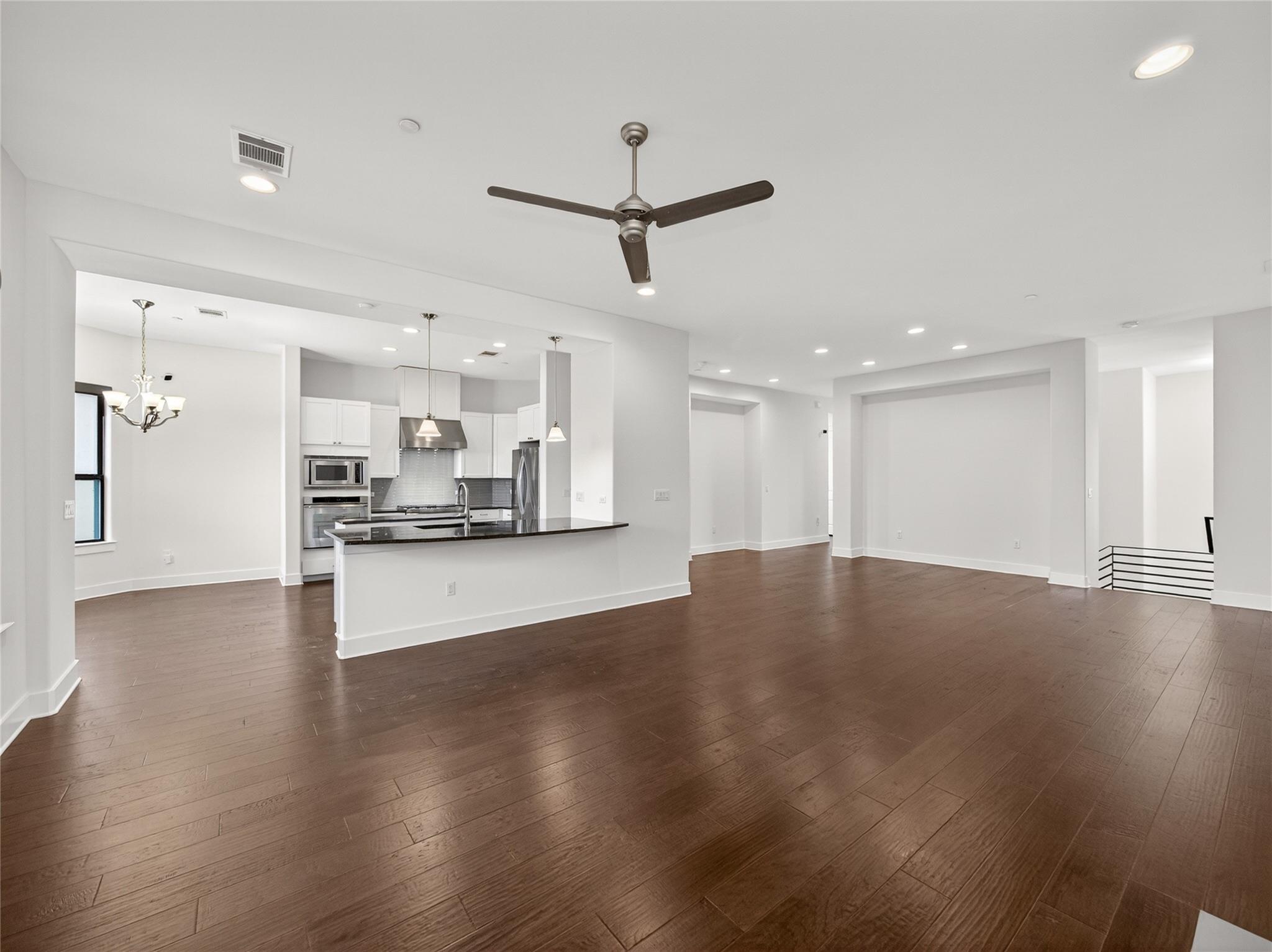 8200 Southwest Pkwy # 321, Austin, TX 78735