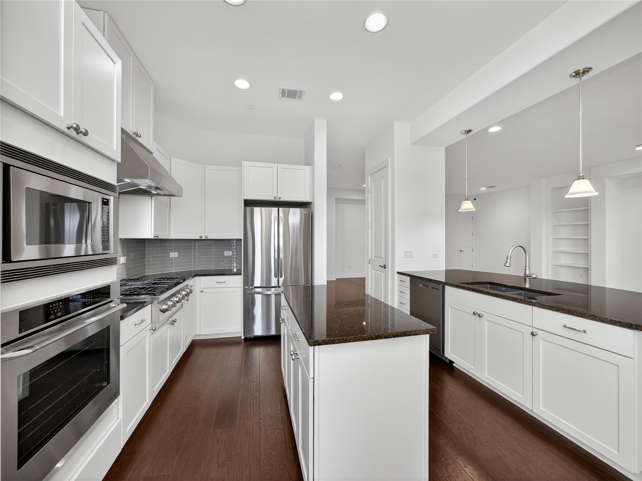 8200 Southwest Pkwy # 321, Austin, TX 78735