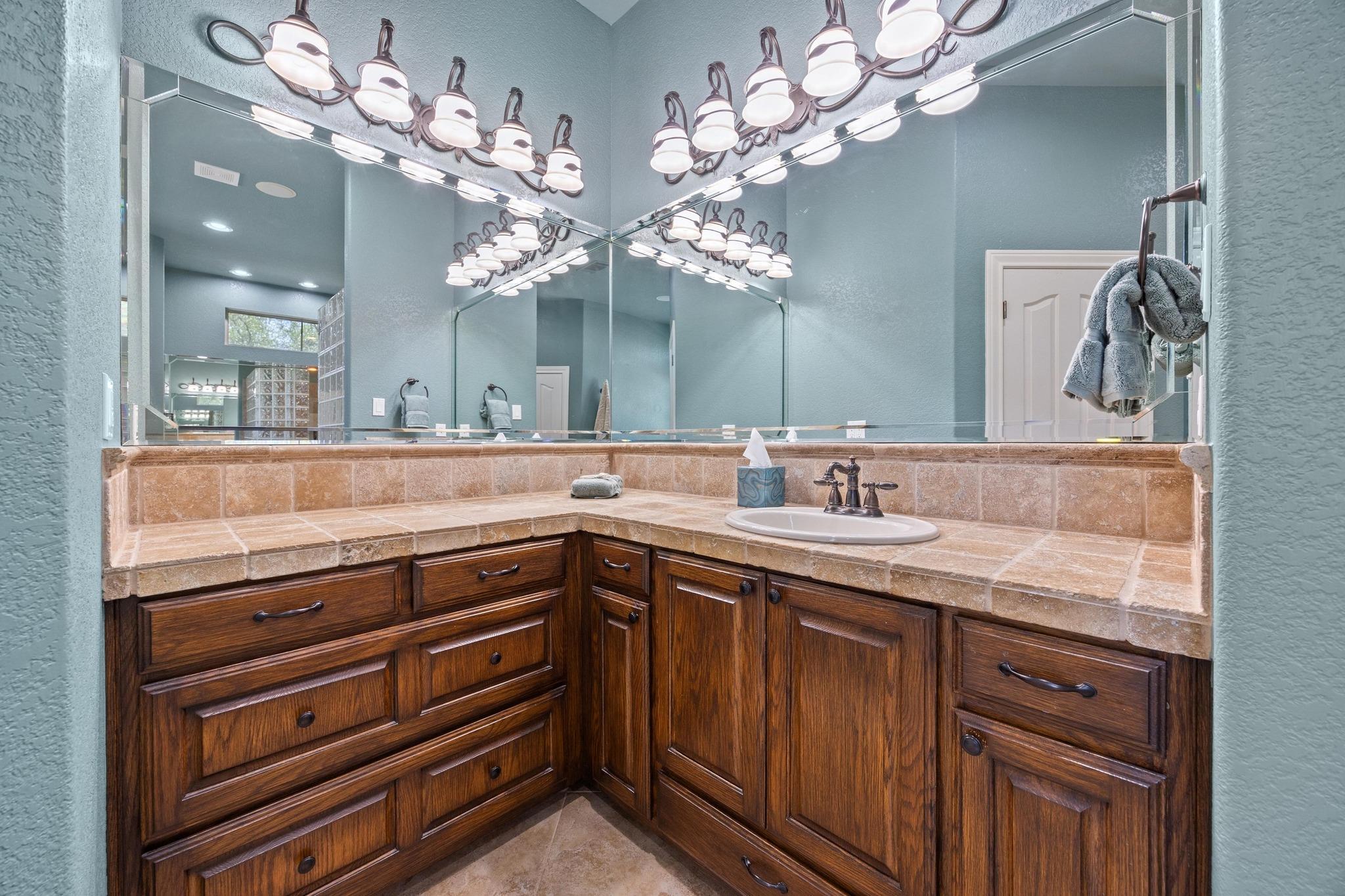 112 Shady Elm, Georgetown, TX 78633