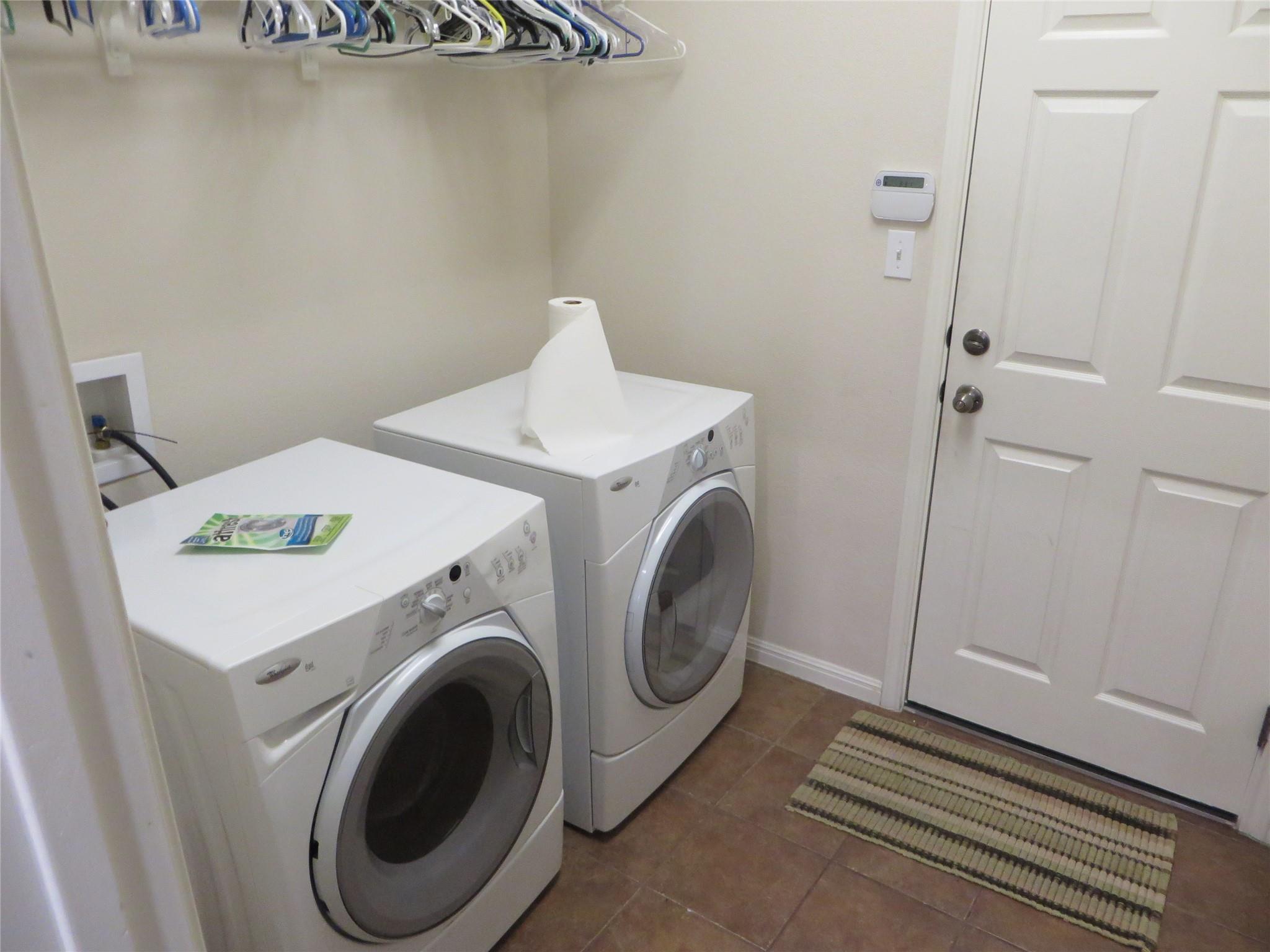 2124 Callingwood Dr, Austin, TX 78754