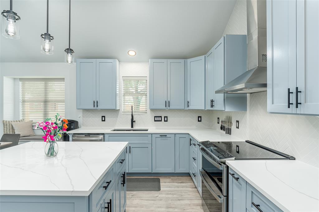 129 Aguilar Dr, Hutto, TX 78634