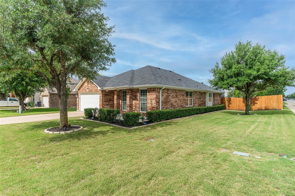 129 Aguilar Dr, Hutto, TX 78634