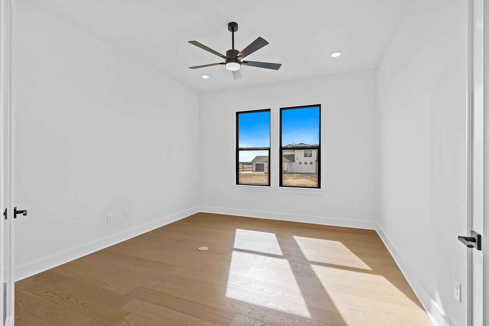 2429 Lineage Ln, Leander, TX 78641