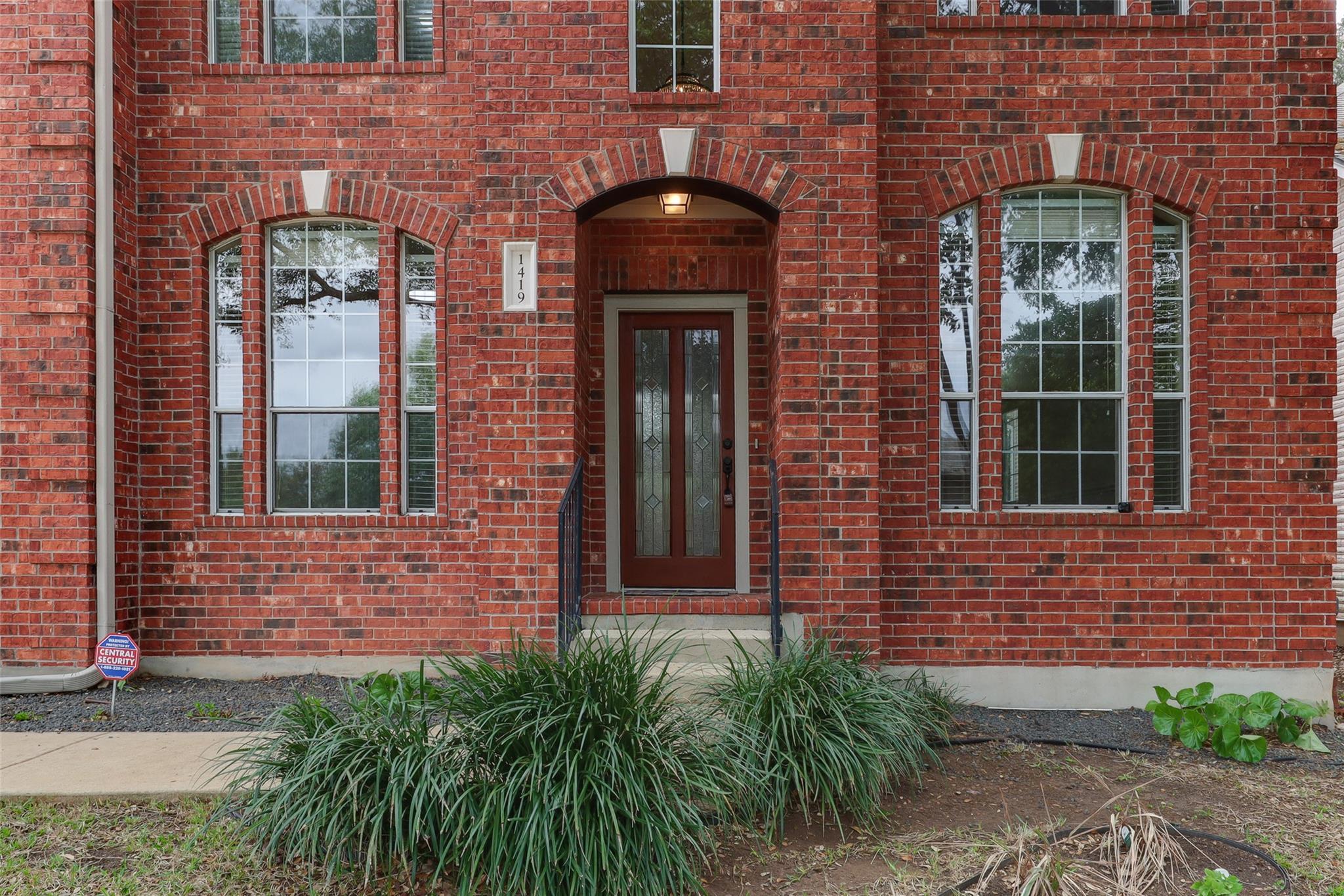 1419 Hargis Creek Trl, Austin, TX 78717