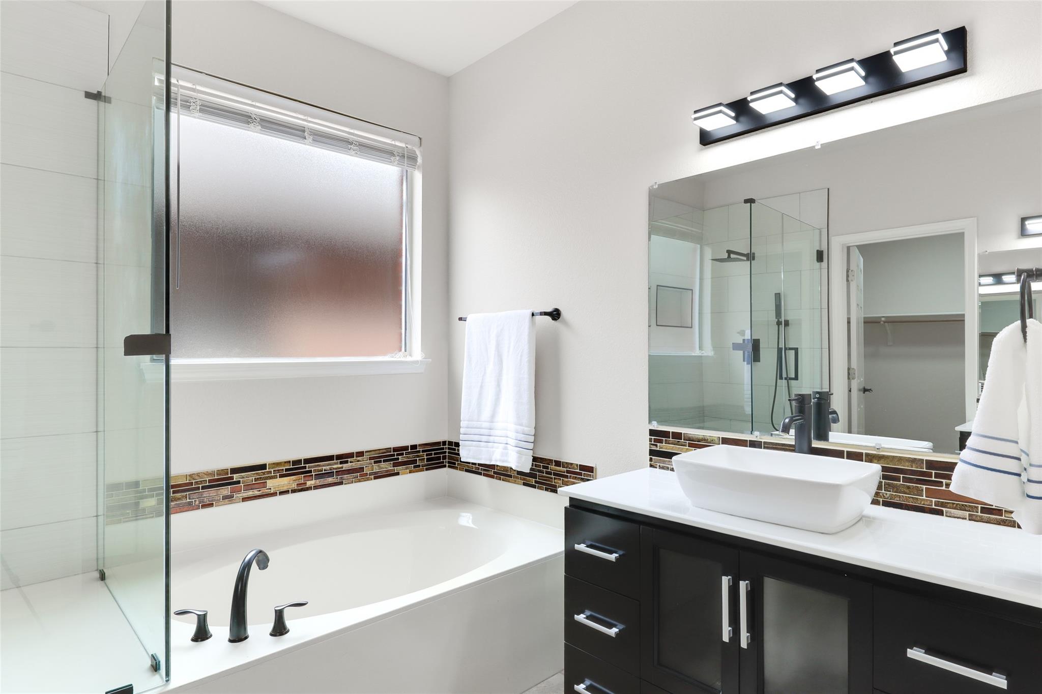 1419 Hargis Creek Trl, Austin, TX 78717