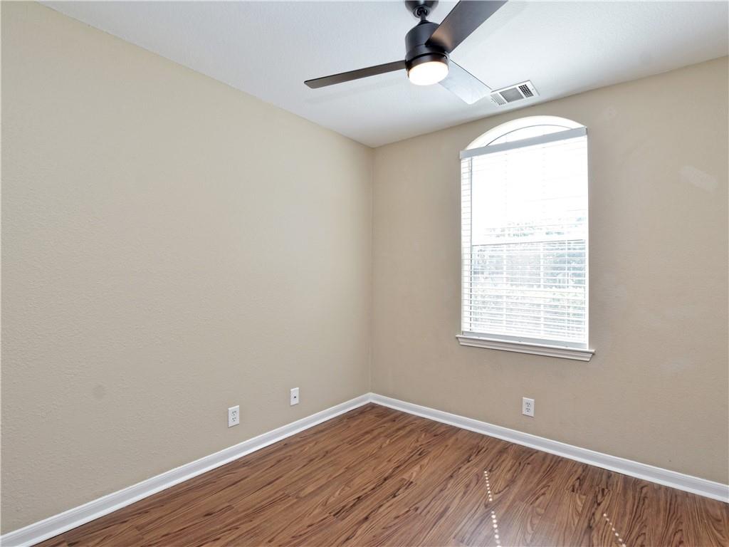 7220 Black Panda Trl, Del Valle, TX 78617