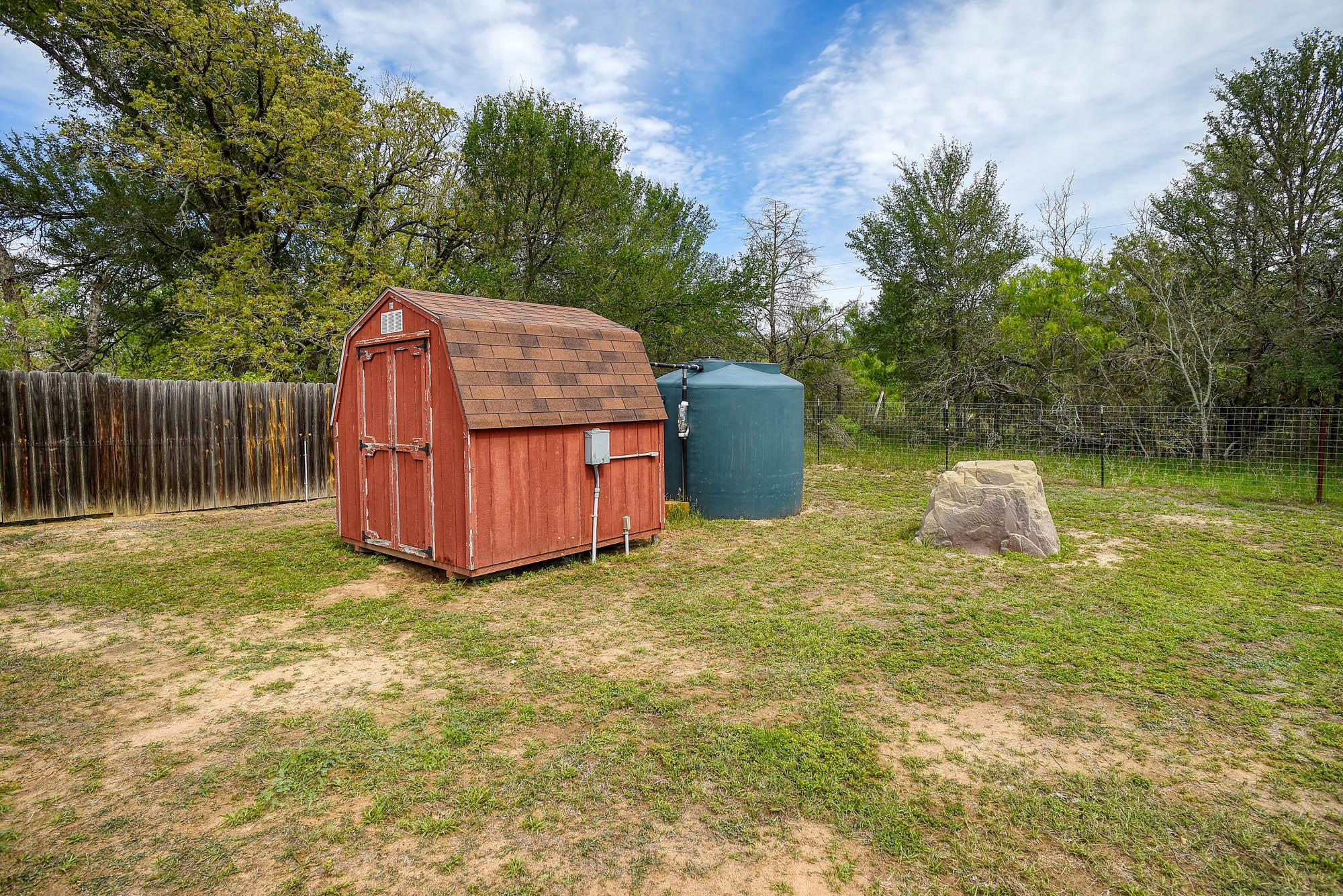 358 Lower Red Rock Rd, Bastrop, TX 78602