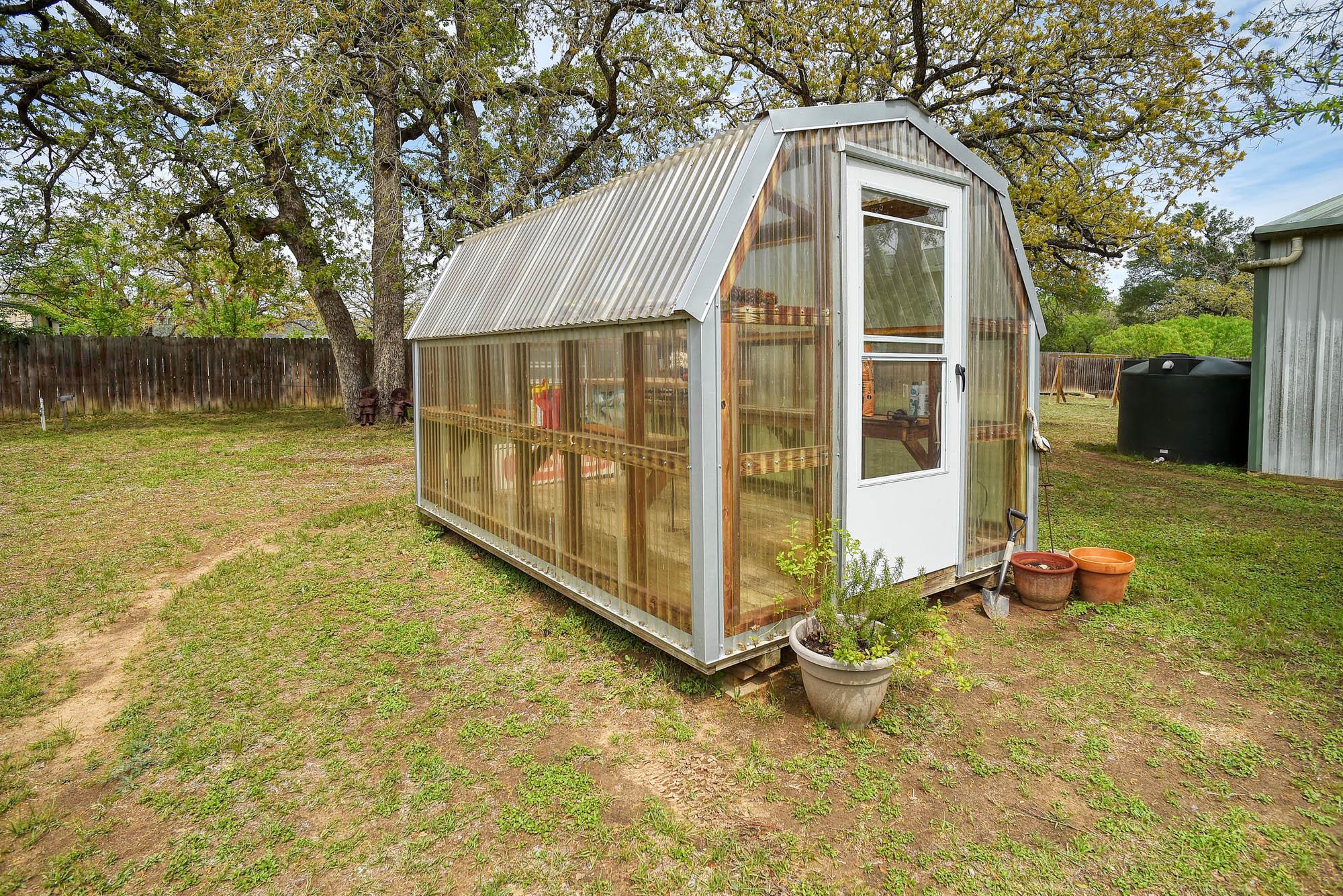 358 Lower Red Rock Rd, Bastrop, TX 78602