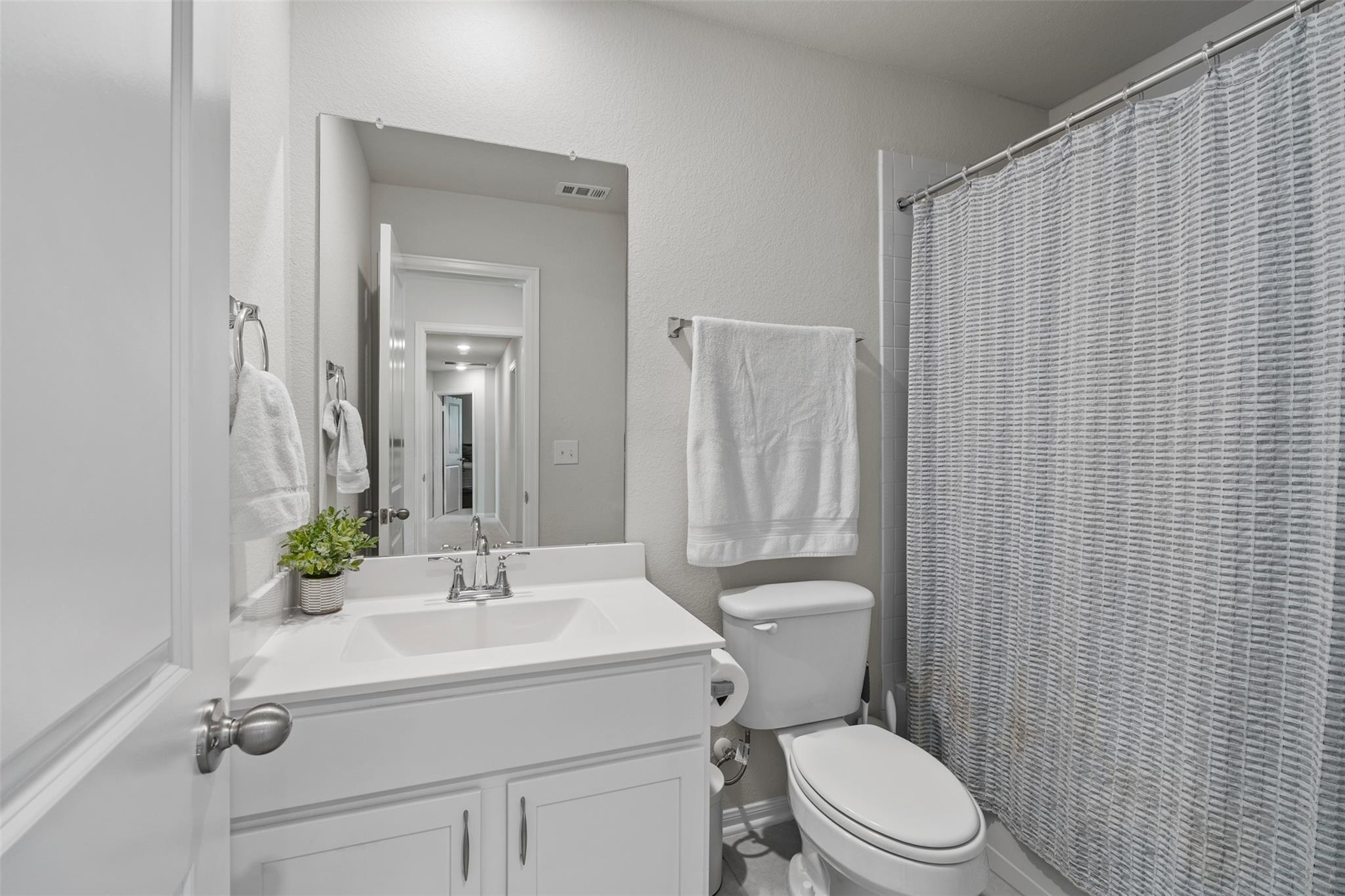 209 Mira Mesa Dr, Liberty Hill, TX 78642