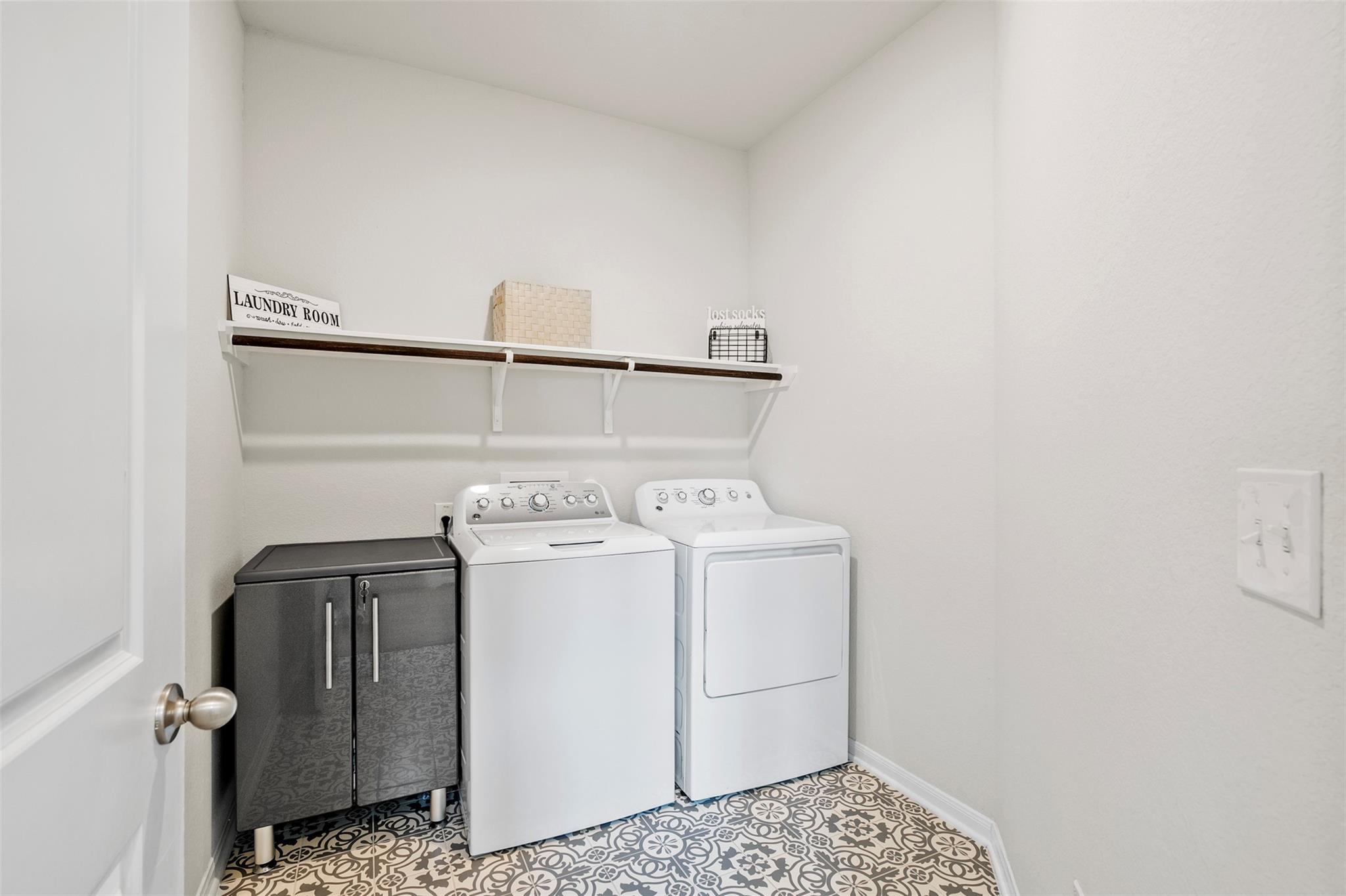 209 Mira Mesa Dr, Liberty Hill, TX 78642