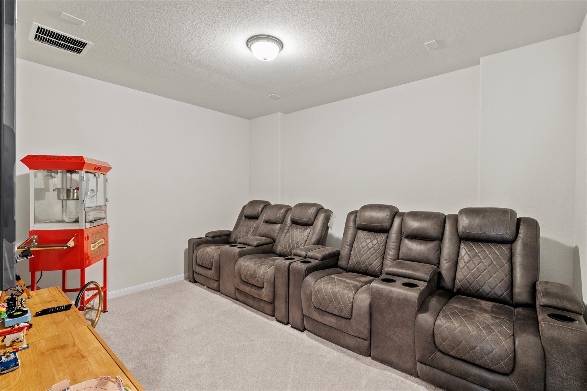 209 Mira Mesa Dr, Liberty Hill, TX 78642