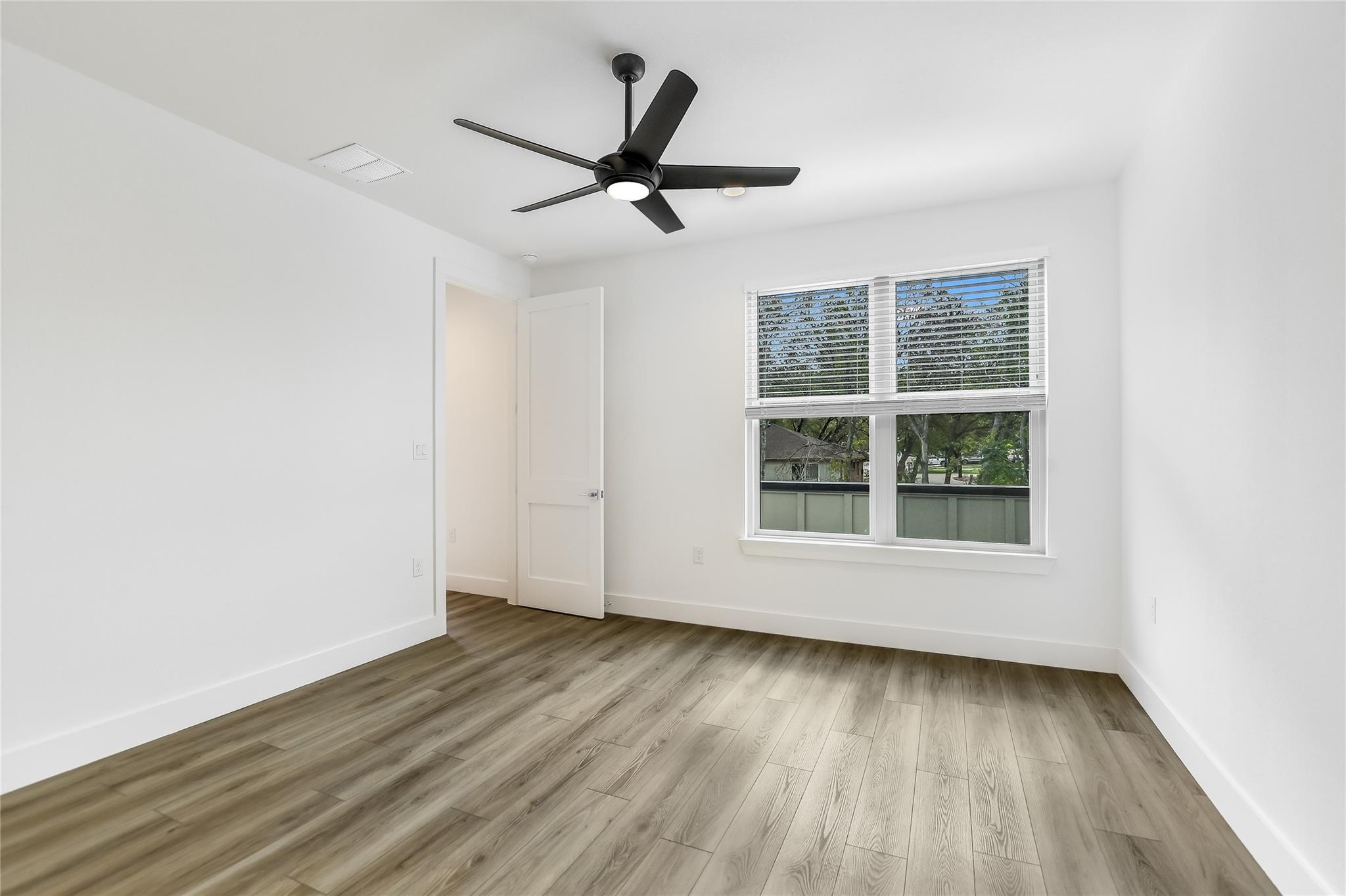 590 Old Mill Rd # 117, Cedar Park, TX 78613