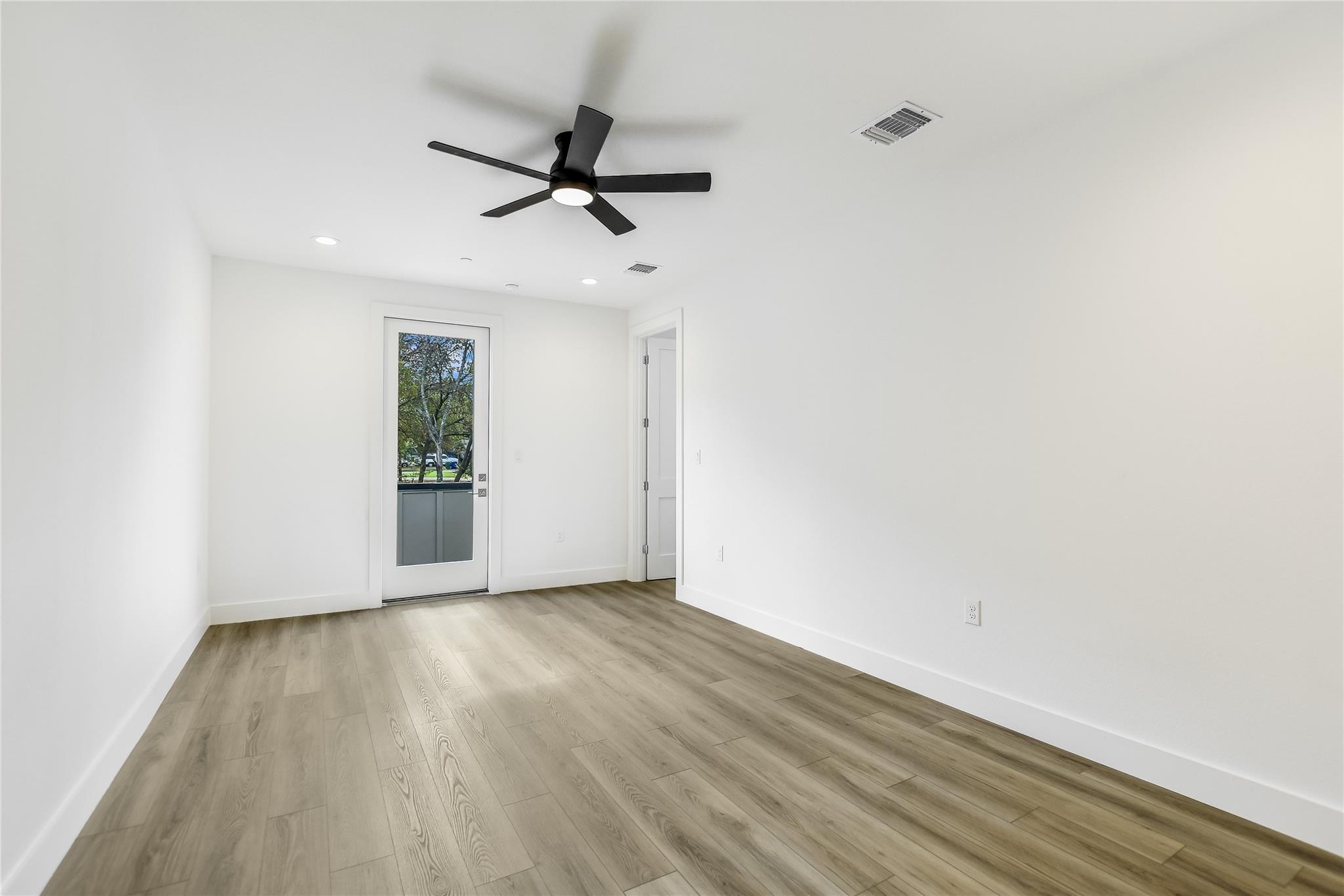 590 Old Mill Rd # 117, Cedar Park, TX 78613