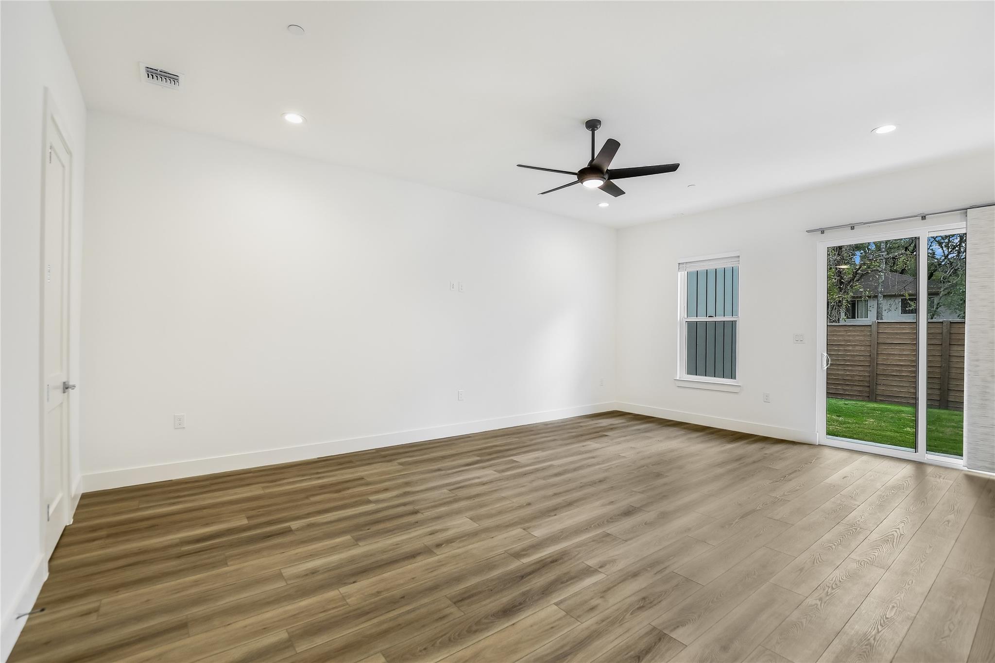 590 Old Mill Rd # 117, Cedar Park, TX 78613