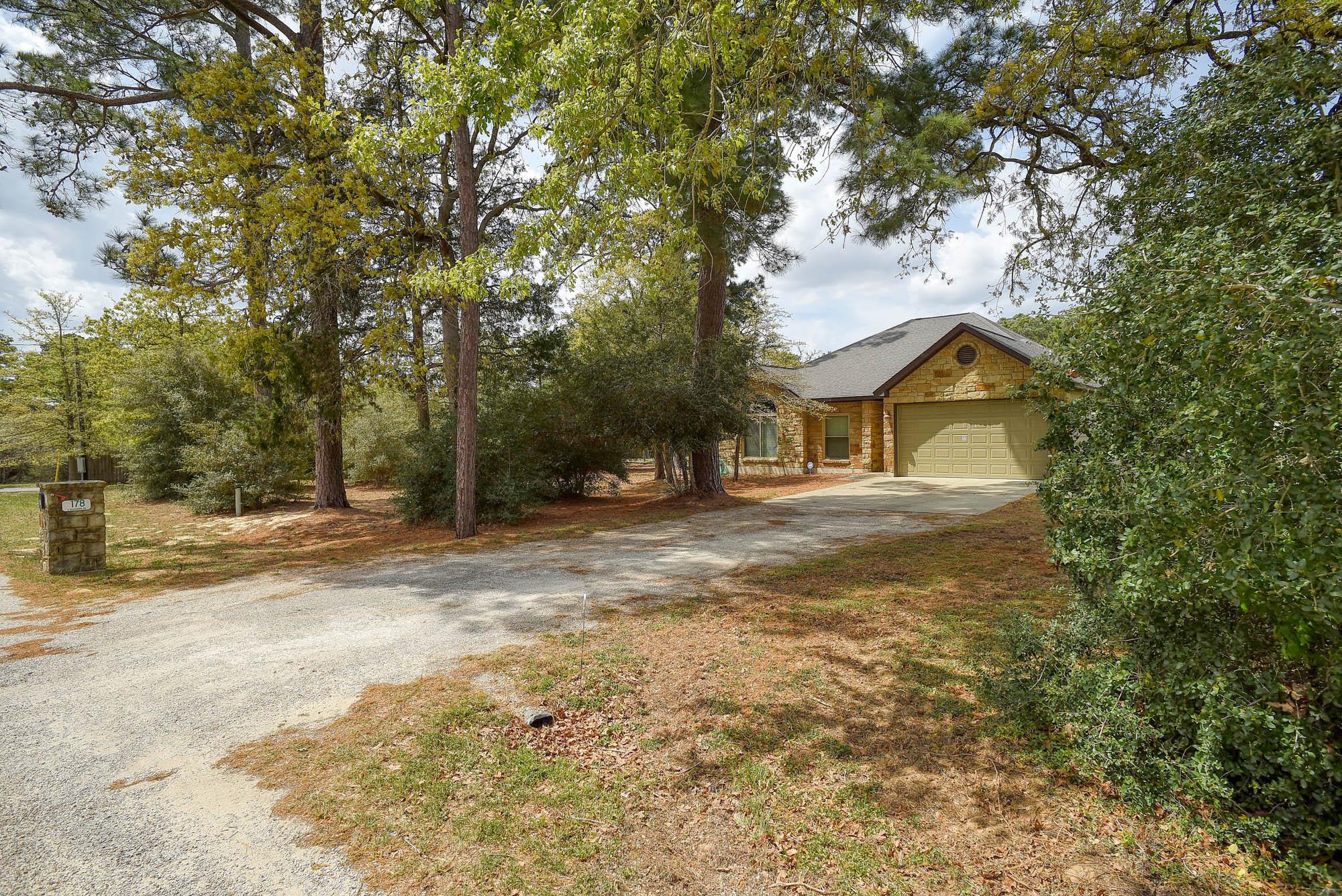 178 S Buckhorn Dr, Bastrop, TX 78602