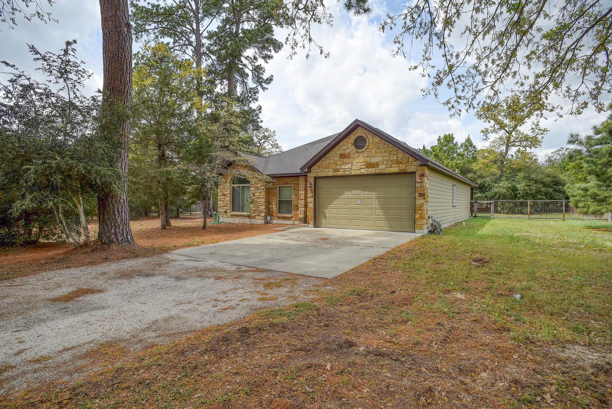 178 S Buckhorn Dr, Bastrop, TX 78602