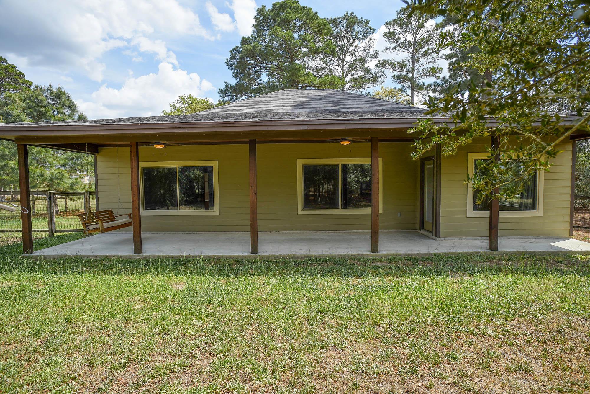 178 S Buckhorn Dr, Bastrop, TX 78602