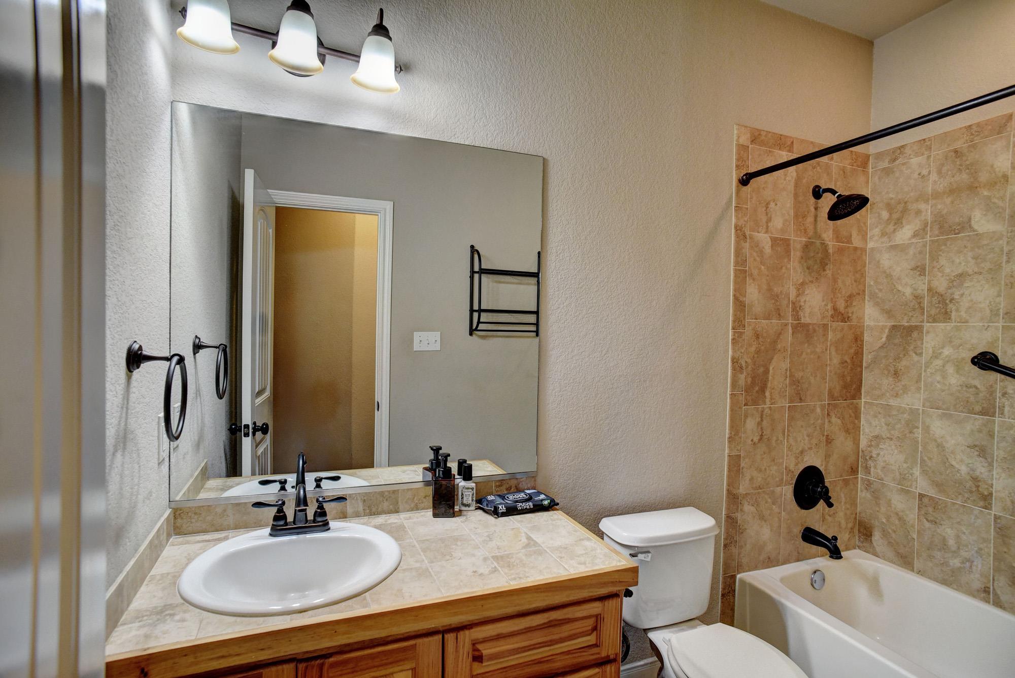 178 S Buckhorn Dr, Bastrop, TX 78602