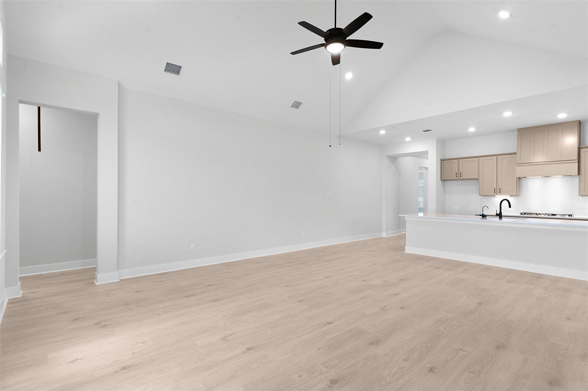 2212 Tobiano Trce, Georgetown, TX 78633