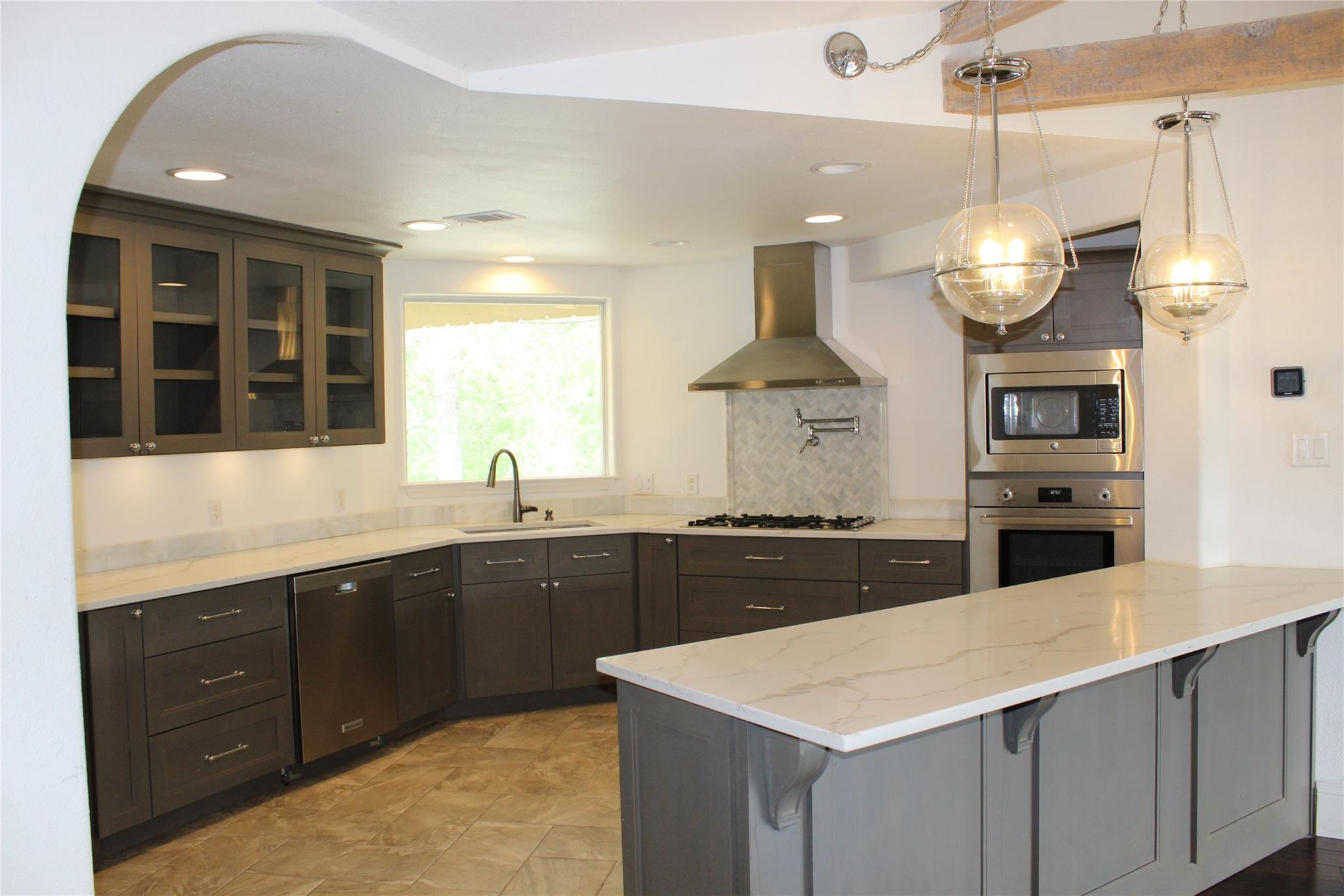 908 River Rd, Wimberley, TX 78676