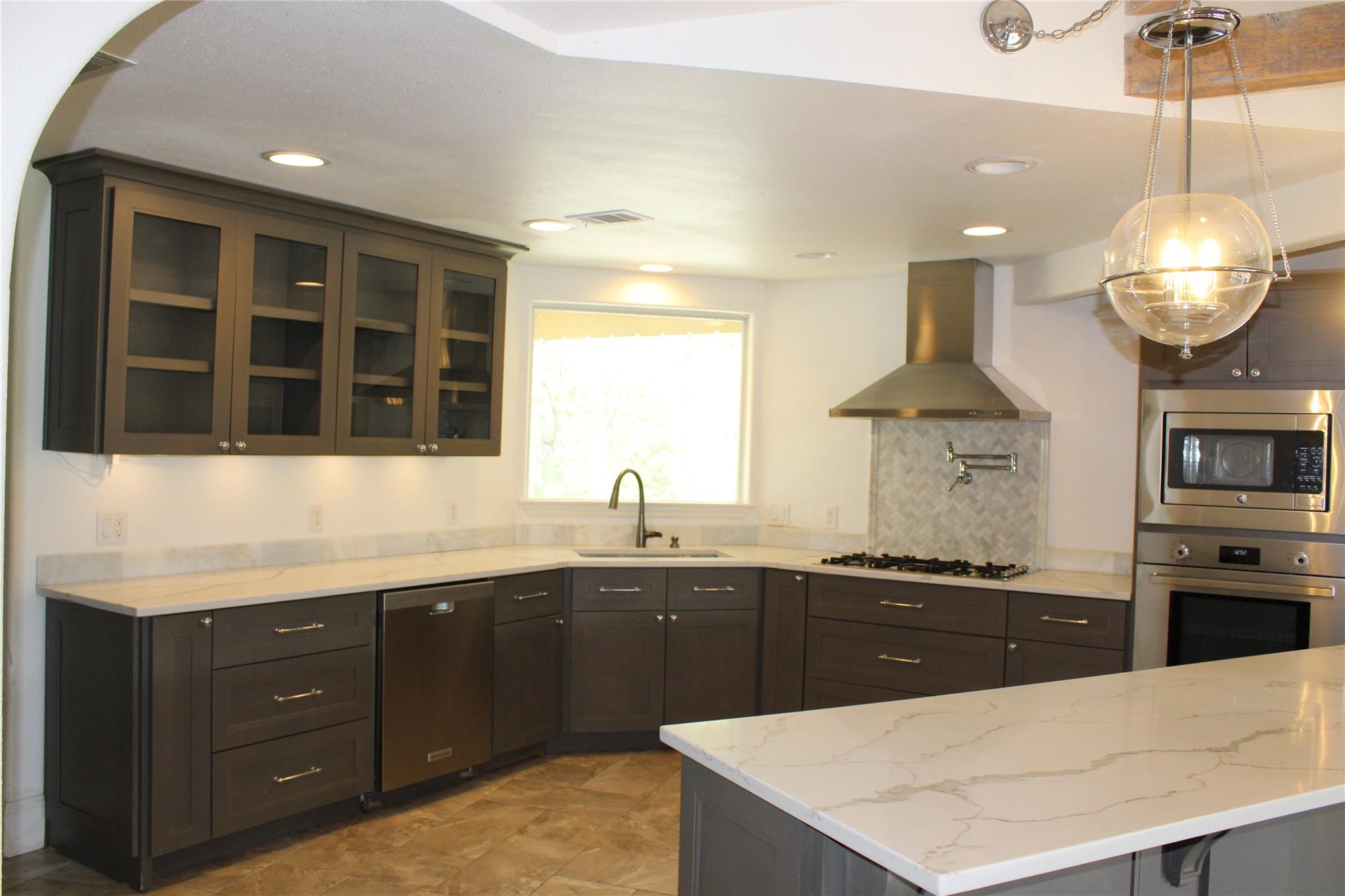 908 River Rd, Wimberley, TX 78676