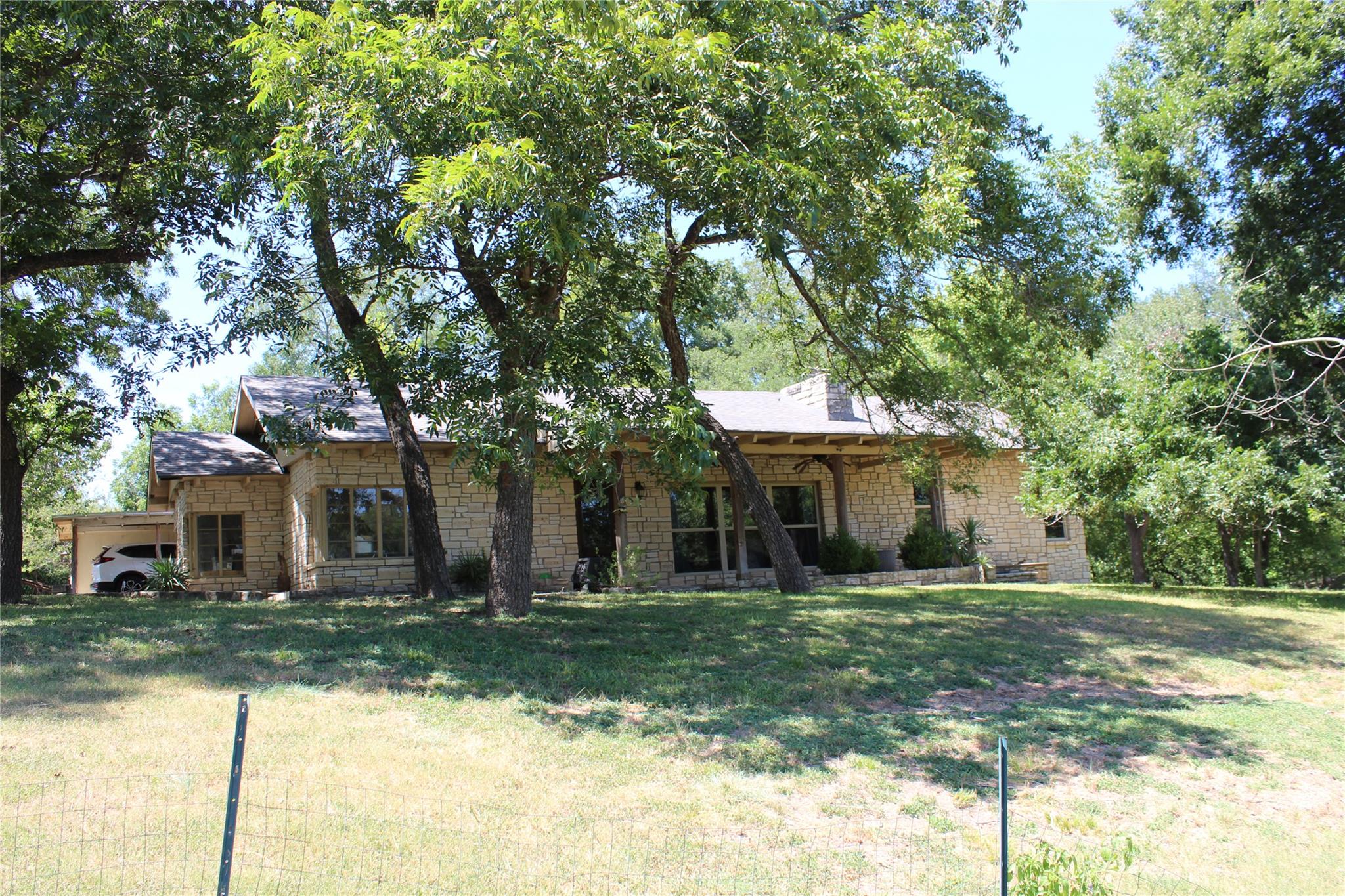 908 River Rd, Wimberley, TX 78676