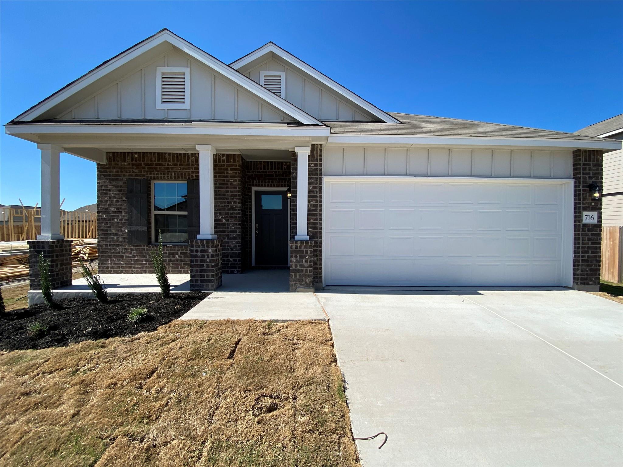 716 Red Barn Bnd, New Braunfels, TX 78130