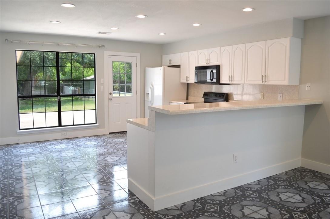 6400 Santos St, Austin, TX 78741