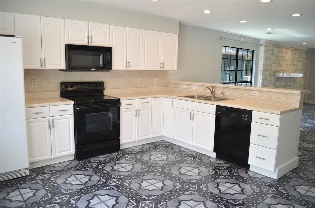 6400 Santos St, Austin, TX 78741