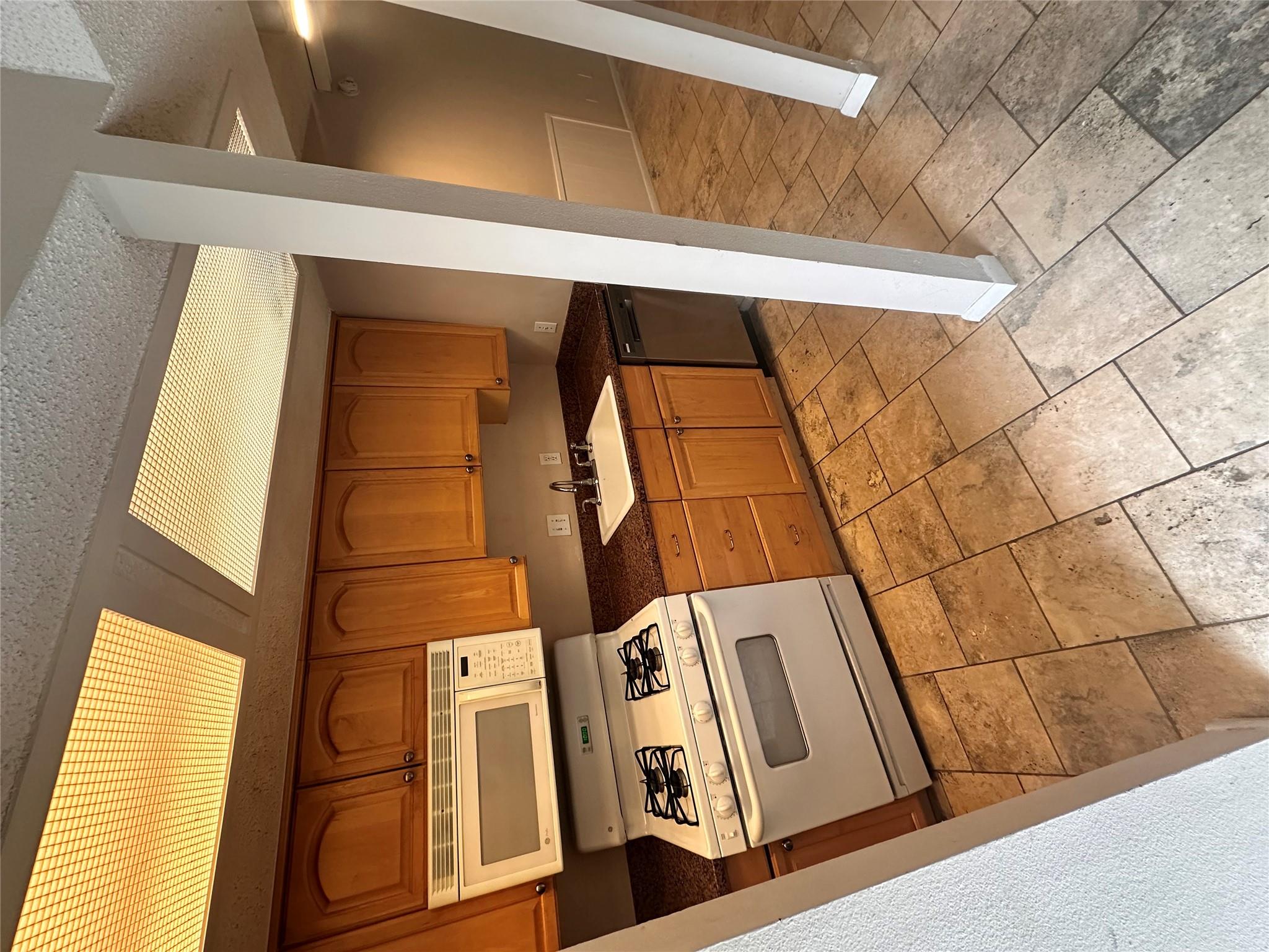 1725 Toomey Rd # 105, Austin, TX 78704