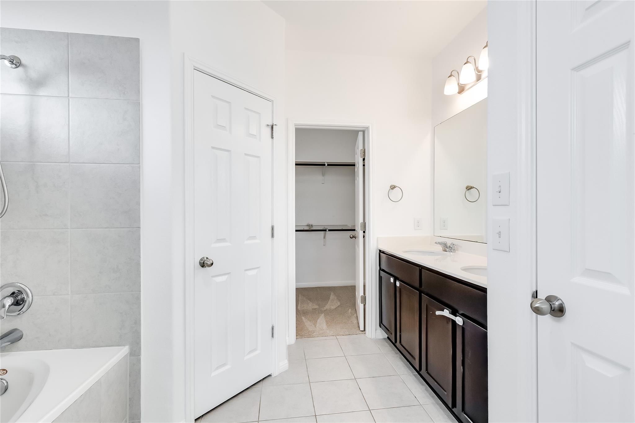 3240 E Whitestone Blvd # 34, Cedar Park, TX 78613