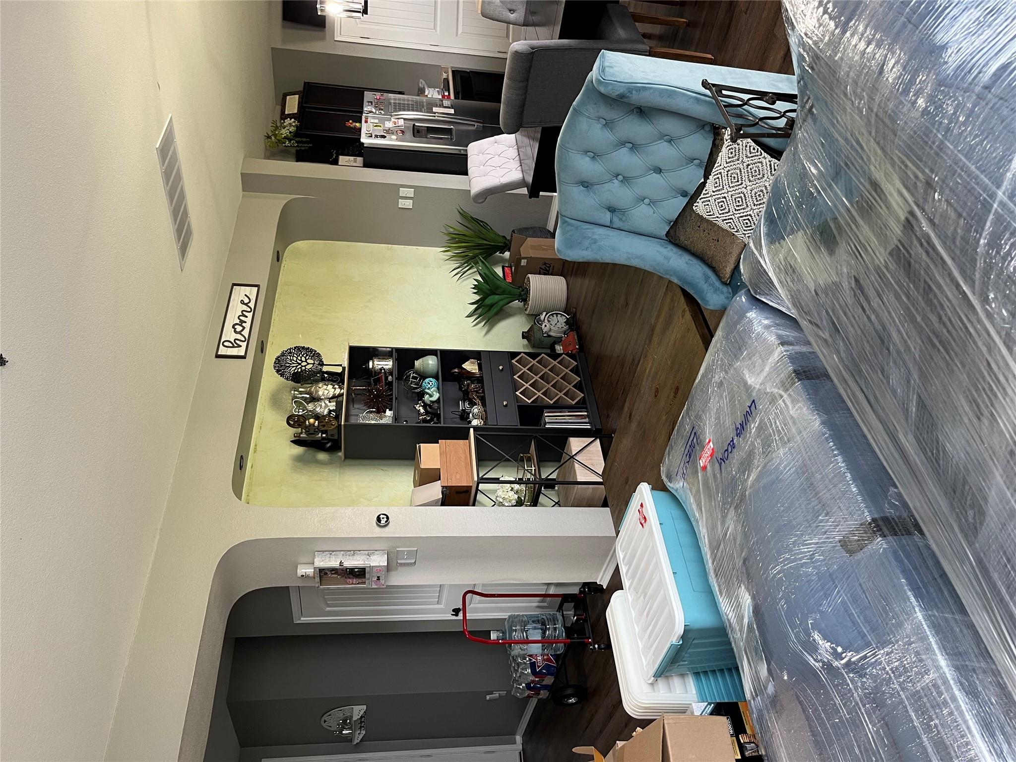 128 Carrington St, Hutto, TX 78634