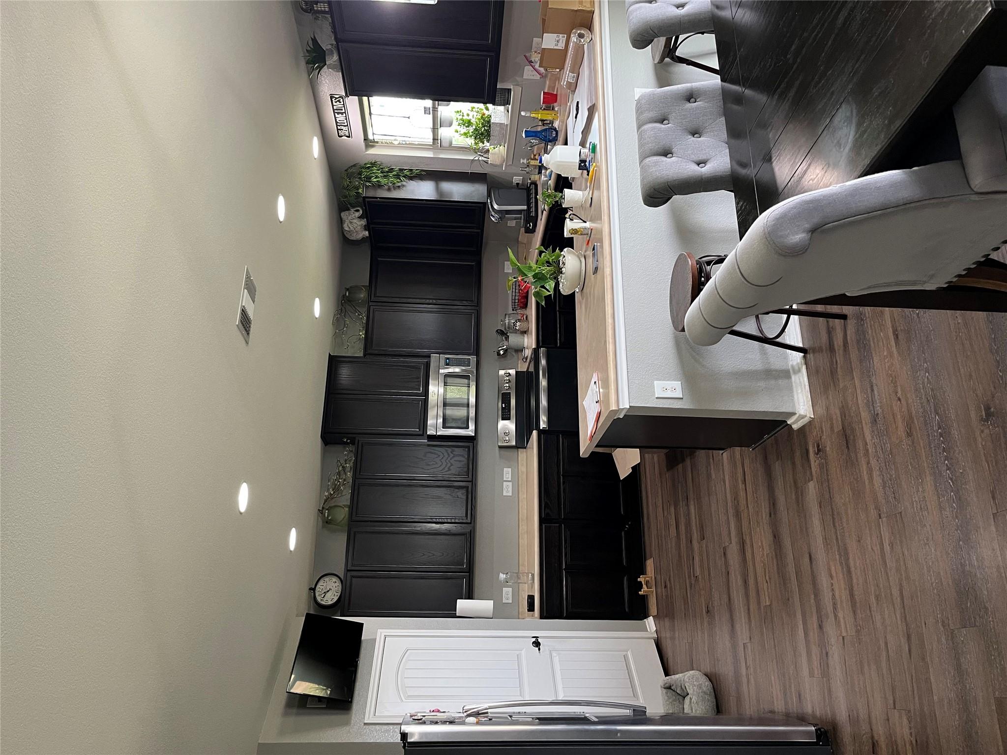 128 Carrington St, Hutto, TX 78634