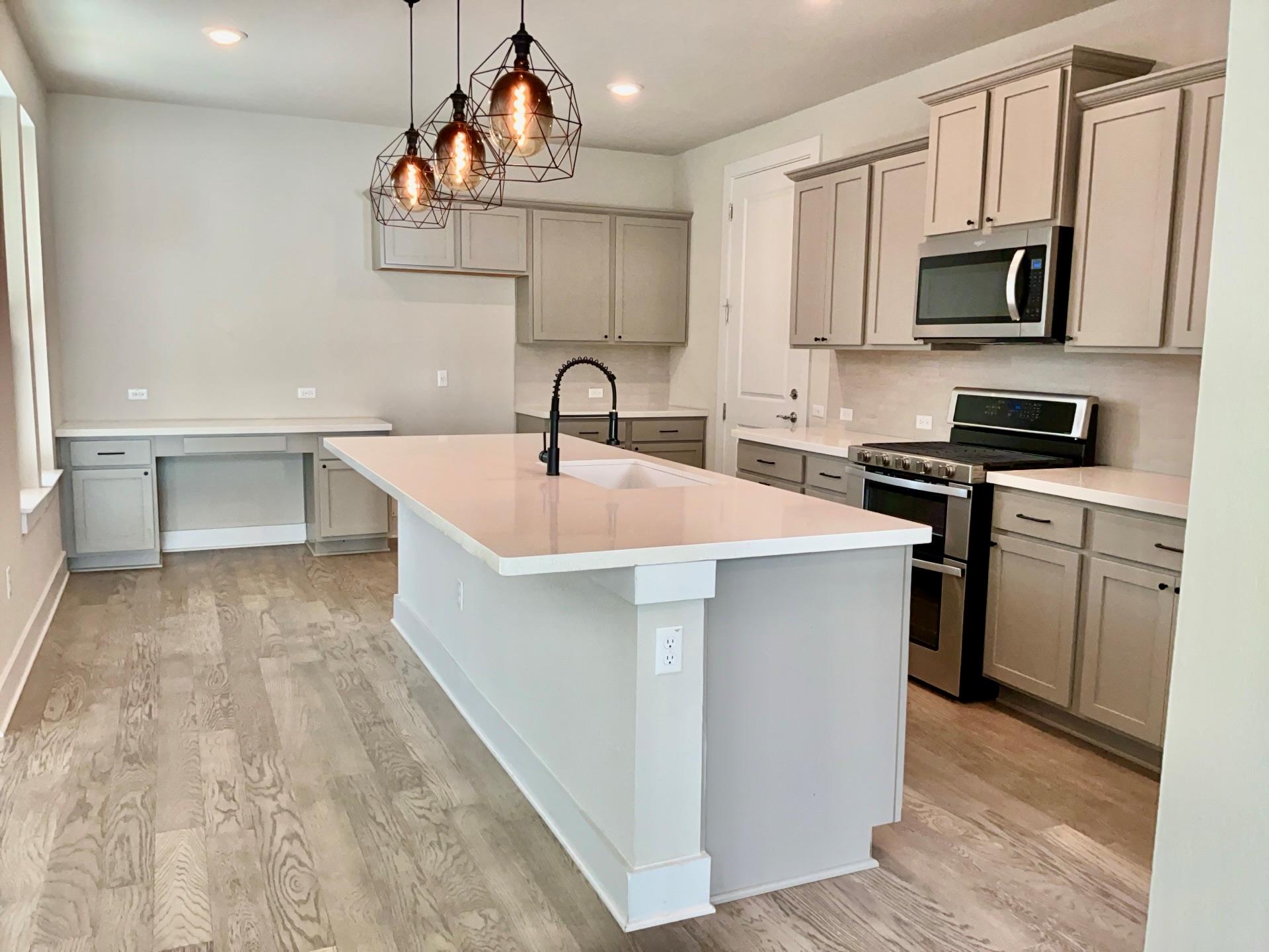 8315 Laughlin Ln, Austin, TX 78744