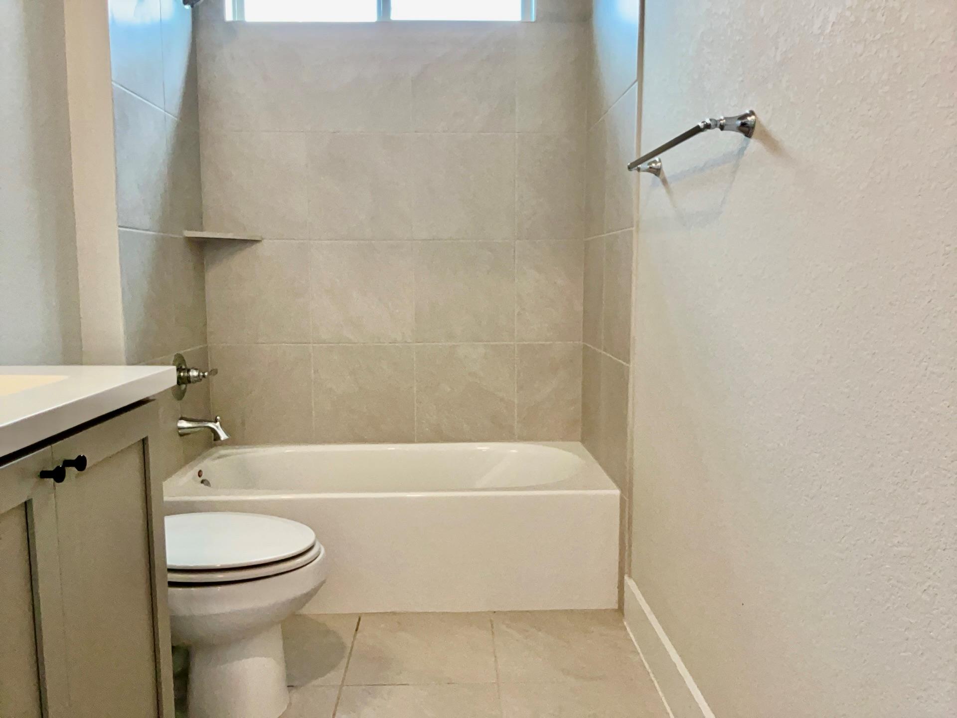 8315 Laughlin Ln, Austin, TX 78744