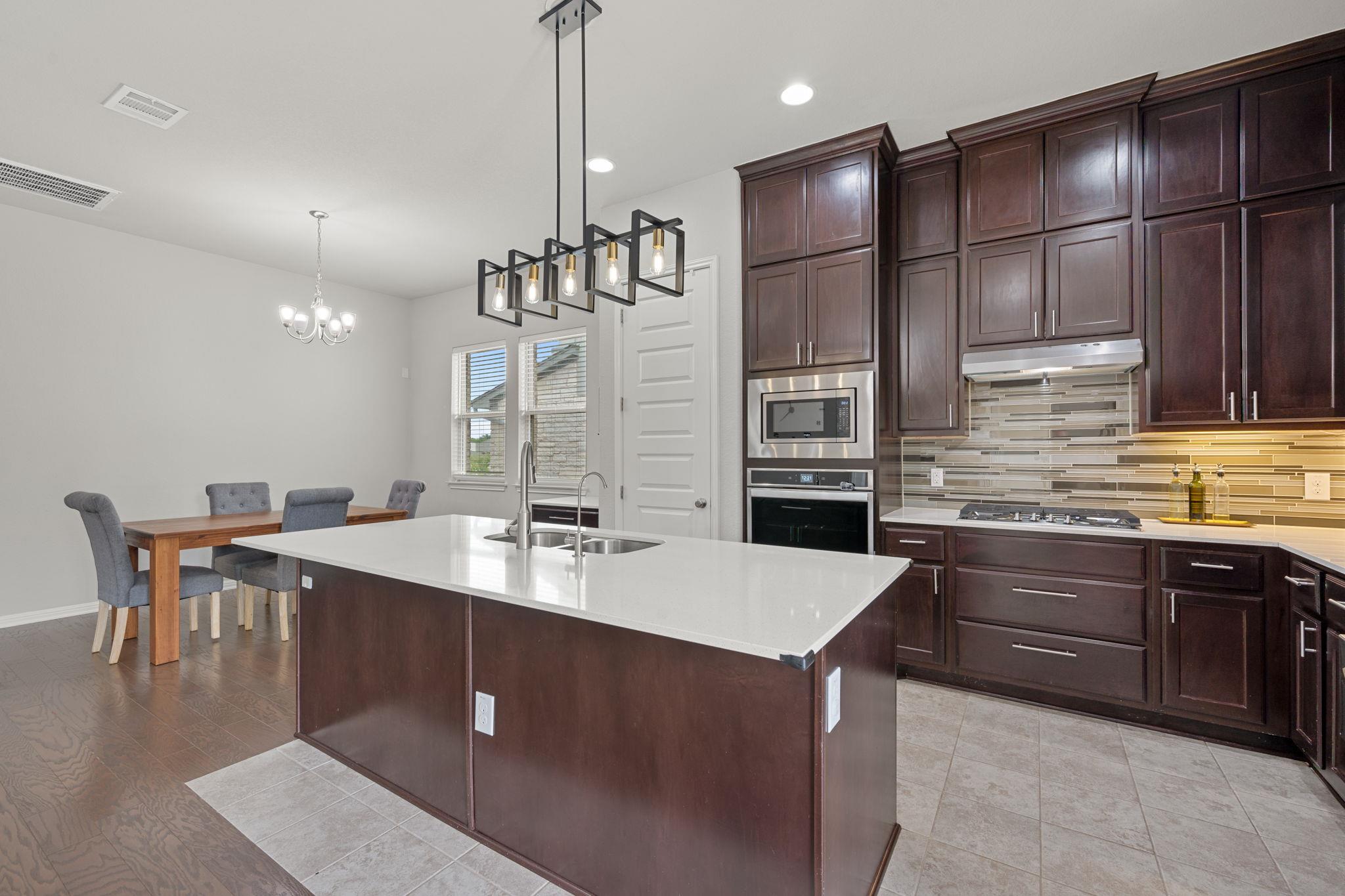 1509 Reprise Bnd, Round Rock, TX 78681