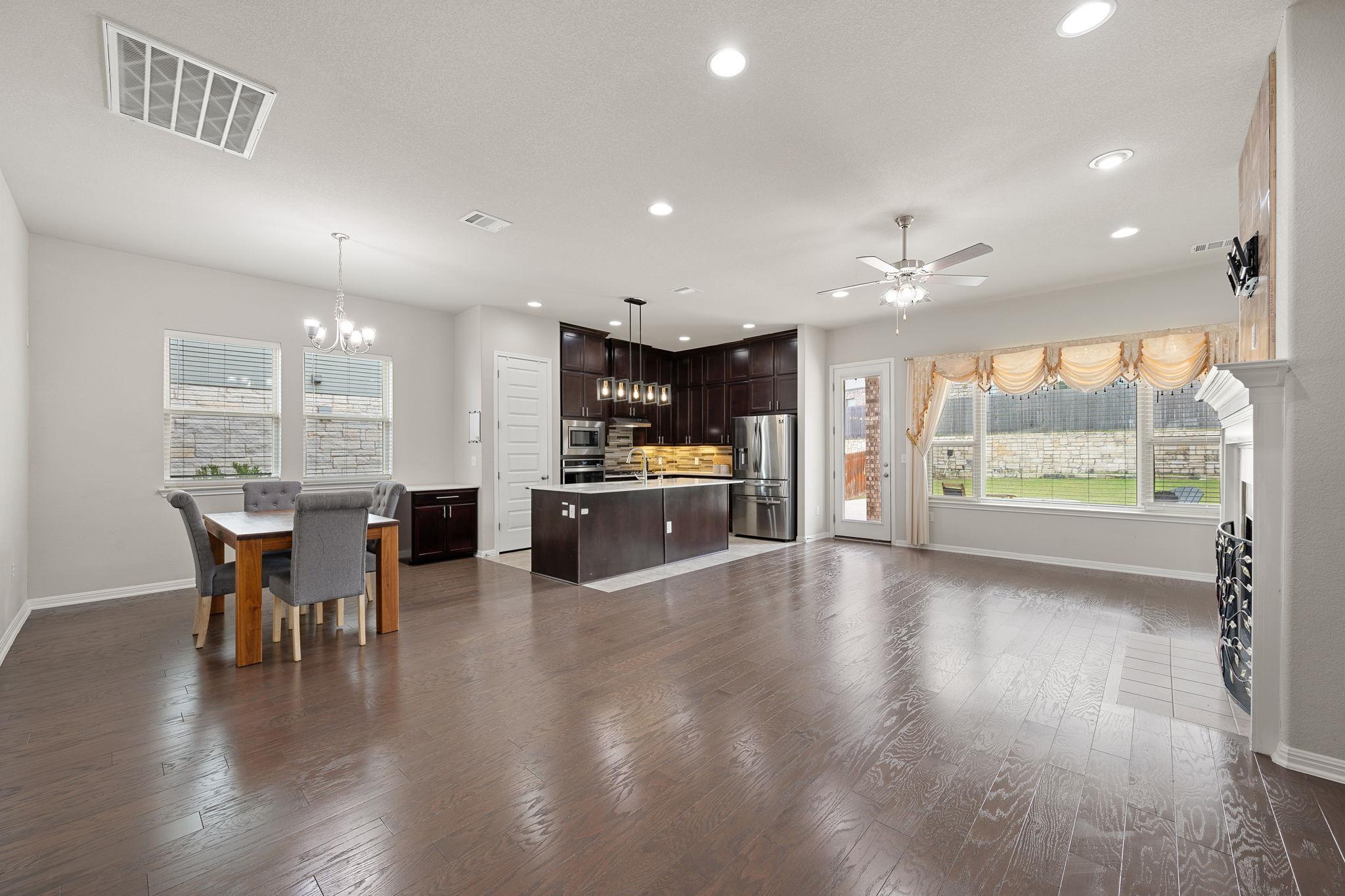 1509 Reprise Bnd, Round Rock, TX 78681