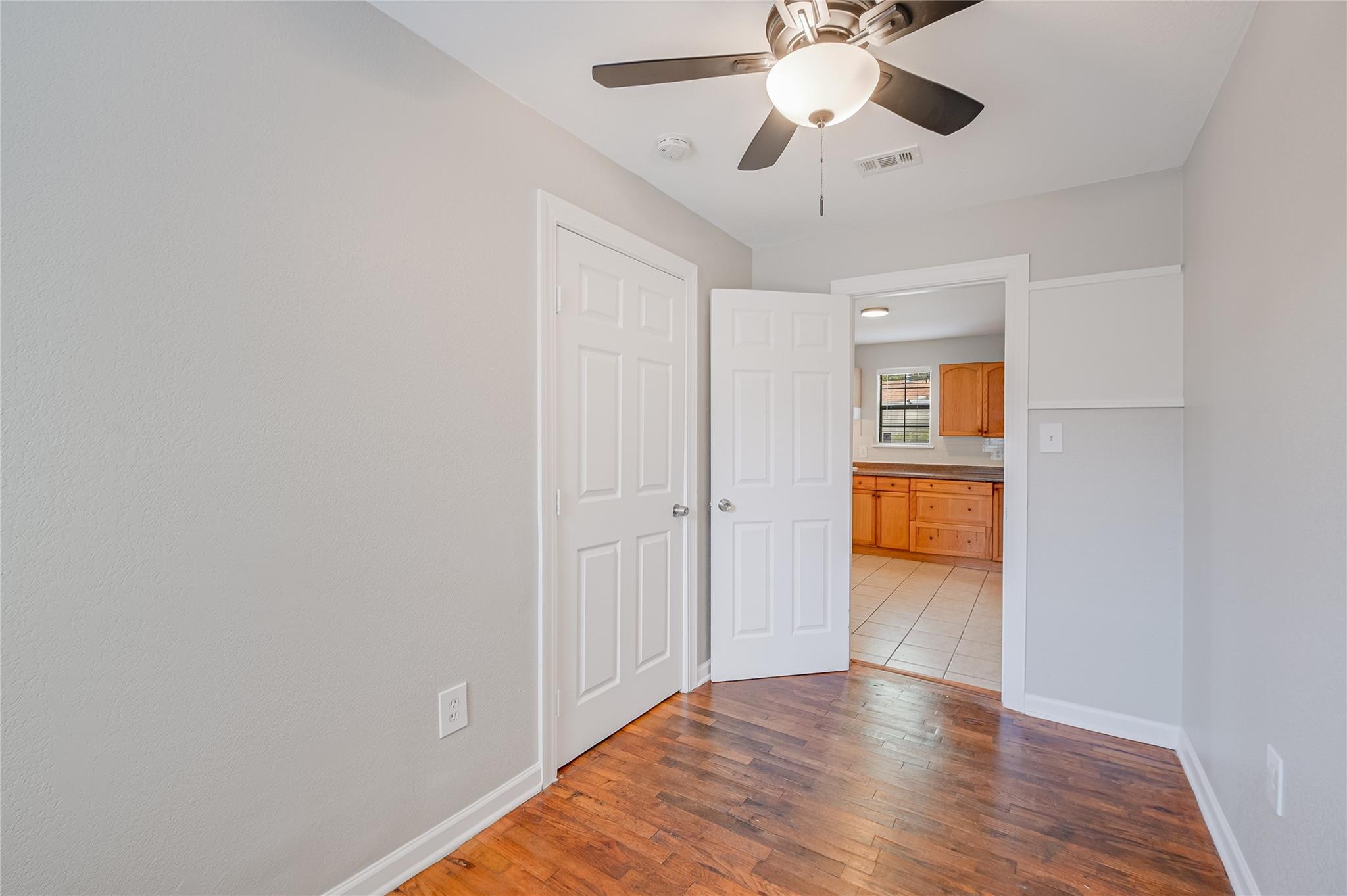 1709 Clifford Ave, Austin, TX 78702