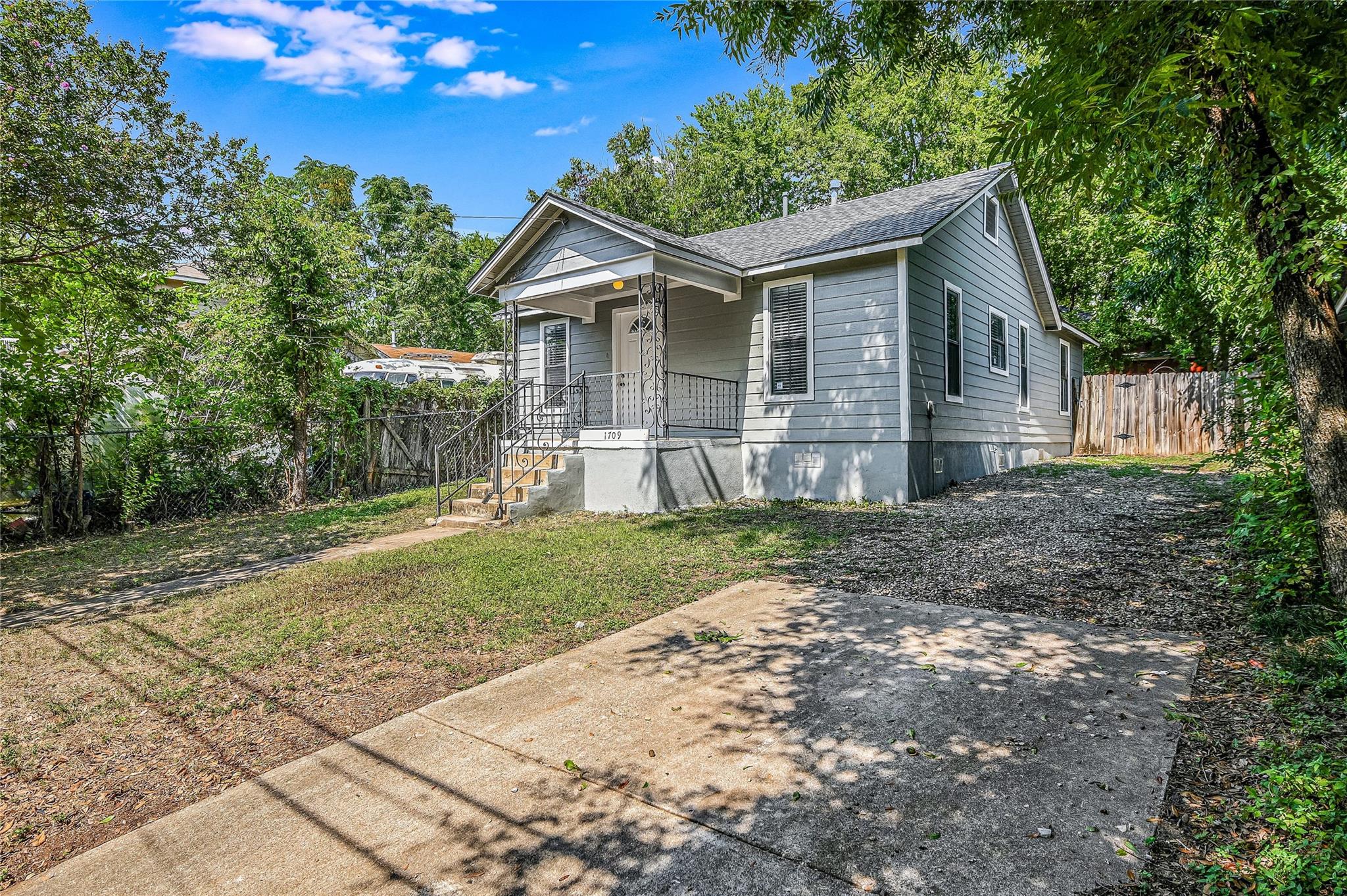 1709 Clifford Ave, Austin, TX 78702