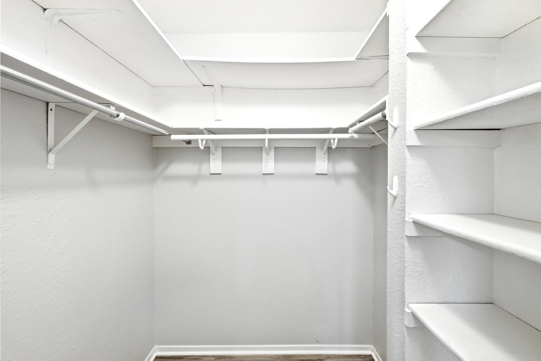 12002 Carmel Park Ln, Austin, TX 78727