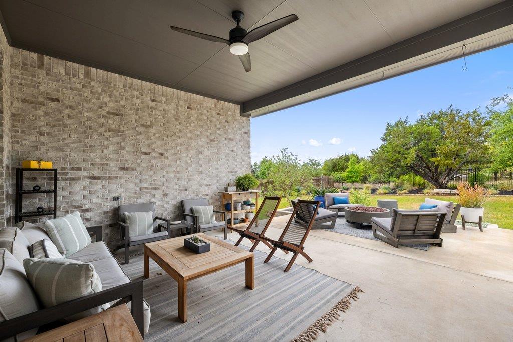 225 Bright Sky Dr, Austin, TX 78737