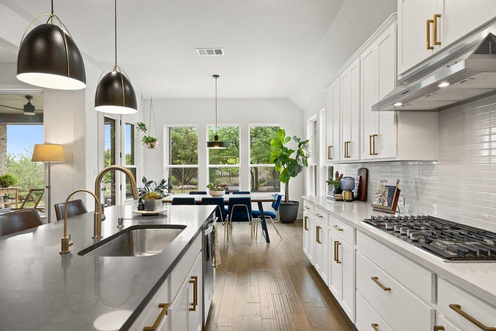 225 Bright Sky Dr, Austin, TX 78737