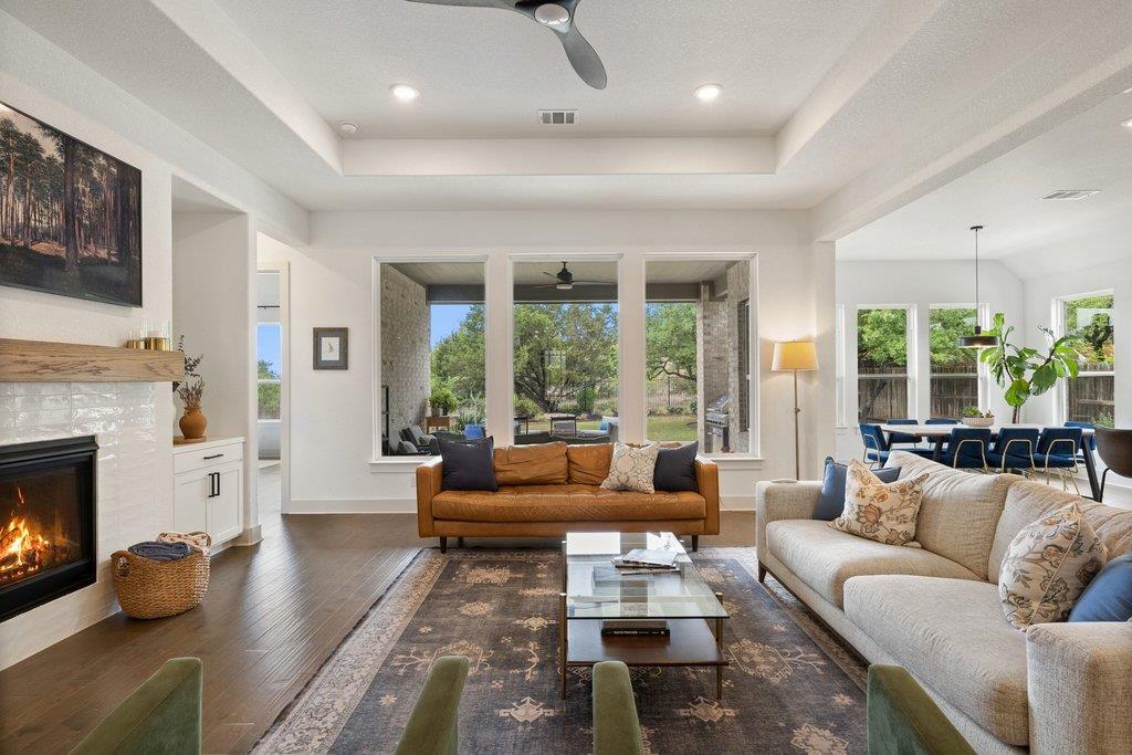 225 Bright Sky Dr, Austin, TX 78737