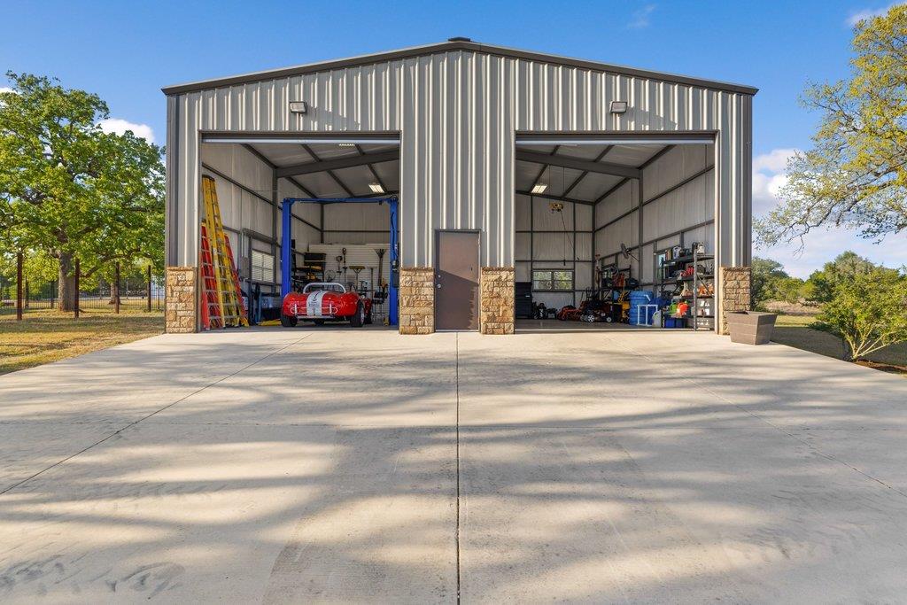 10150 FM 967, Buda, TX 78610